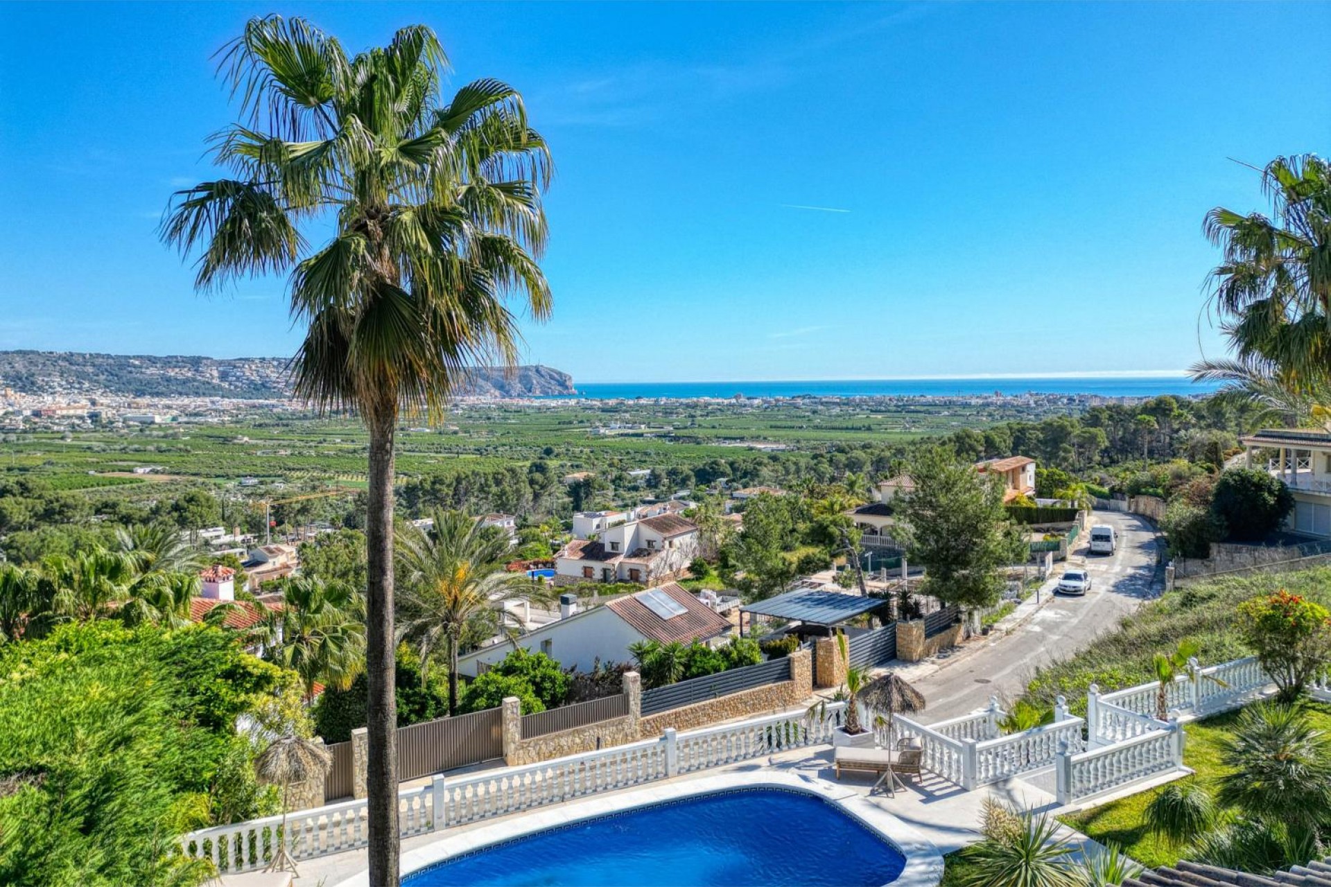 Sale - Villa -
Javea