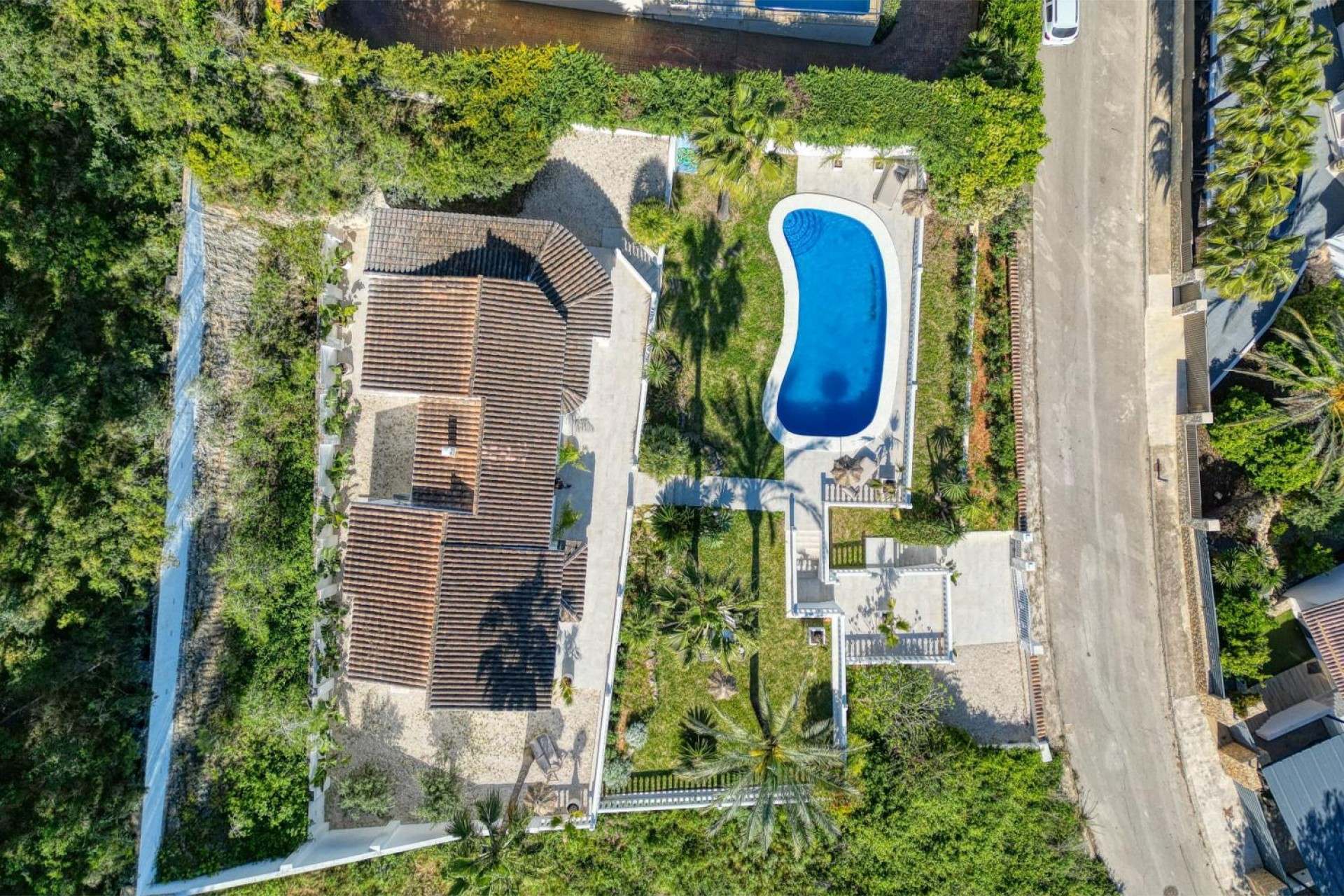 Sale - Villa -
Javea
