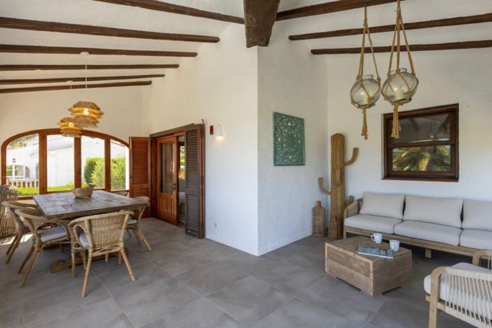 Sale - Villa -
Javea
