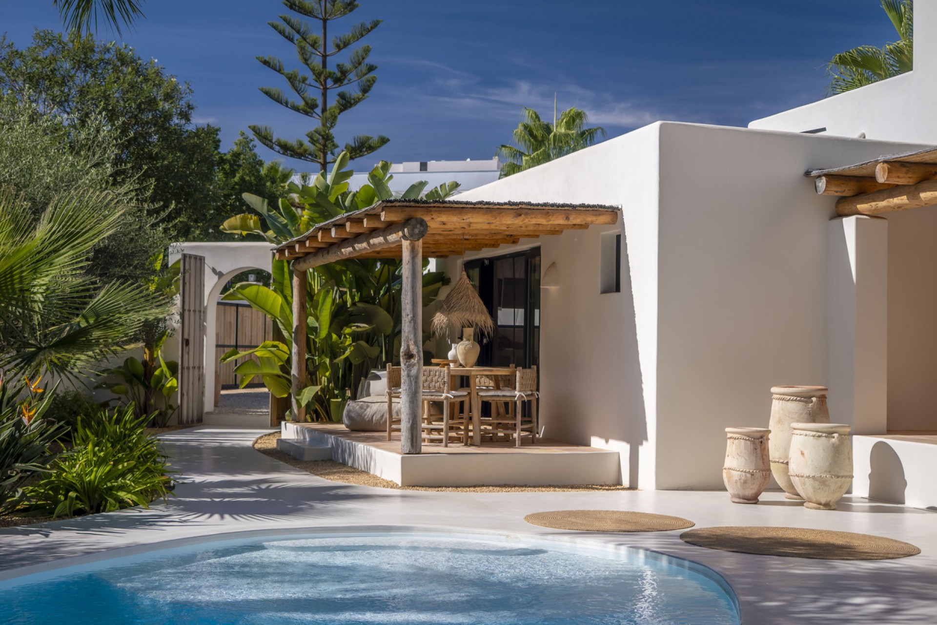 Sale - Villa -
Javea