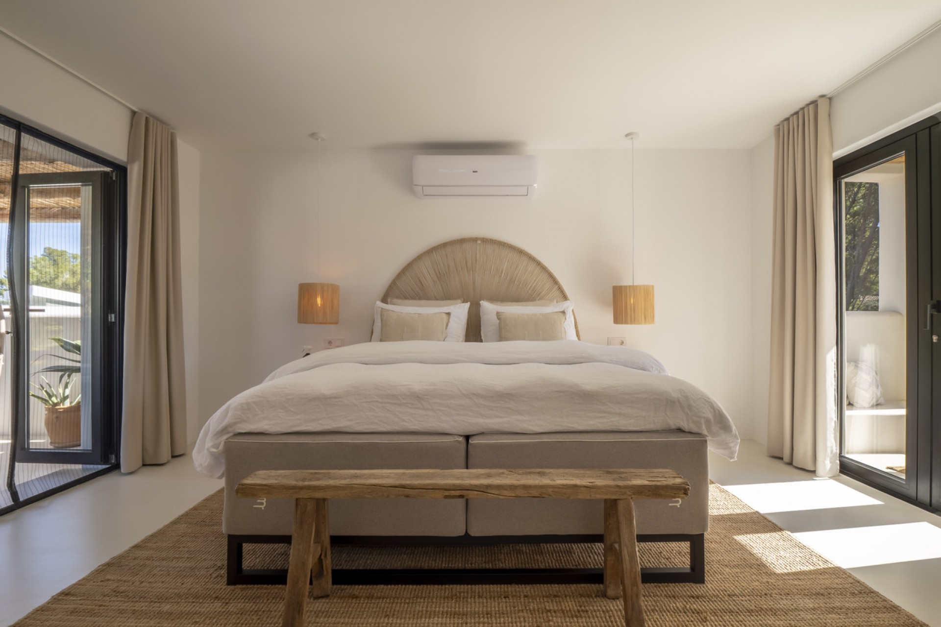 Sale - Villa -
Javea