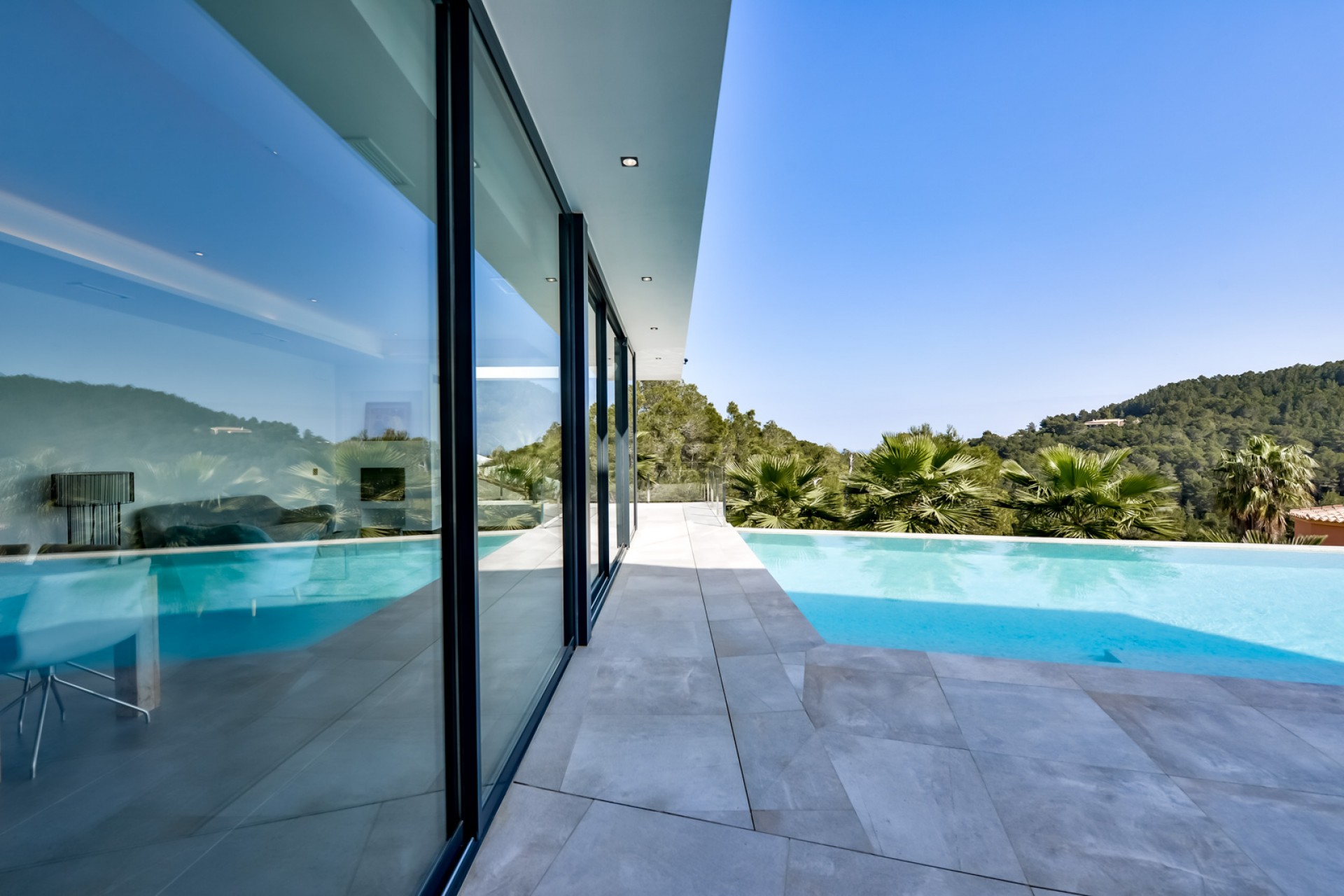 Sale - Villa -
Javea