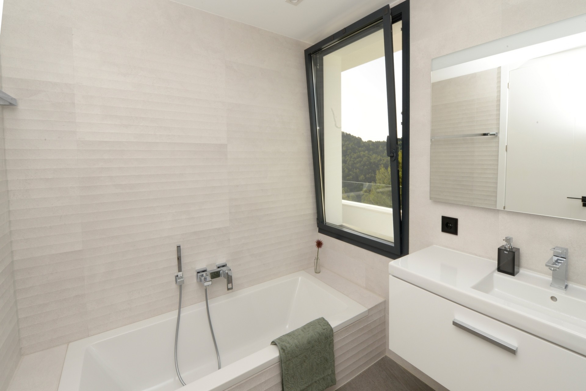 Sale - Villa -
Javea