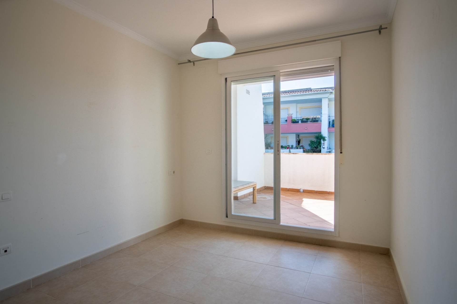 Sale - Villa -
Jesus Pobre