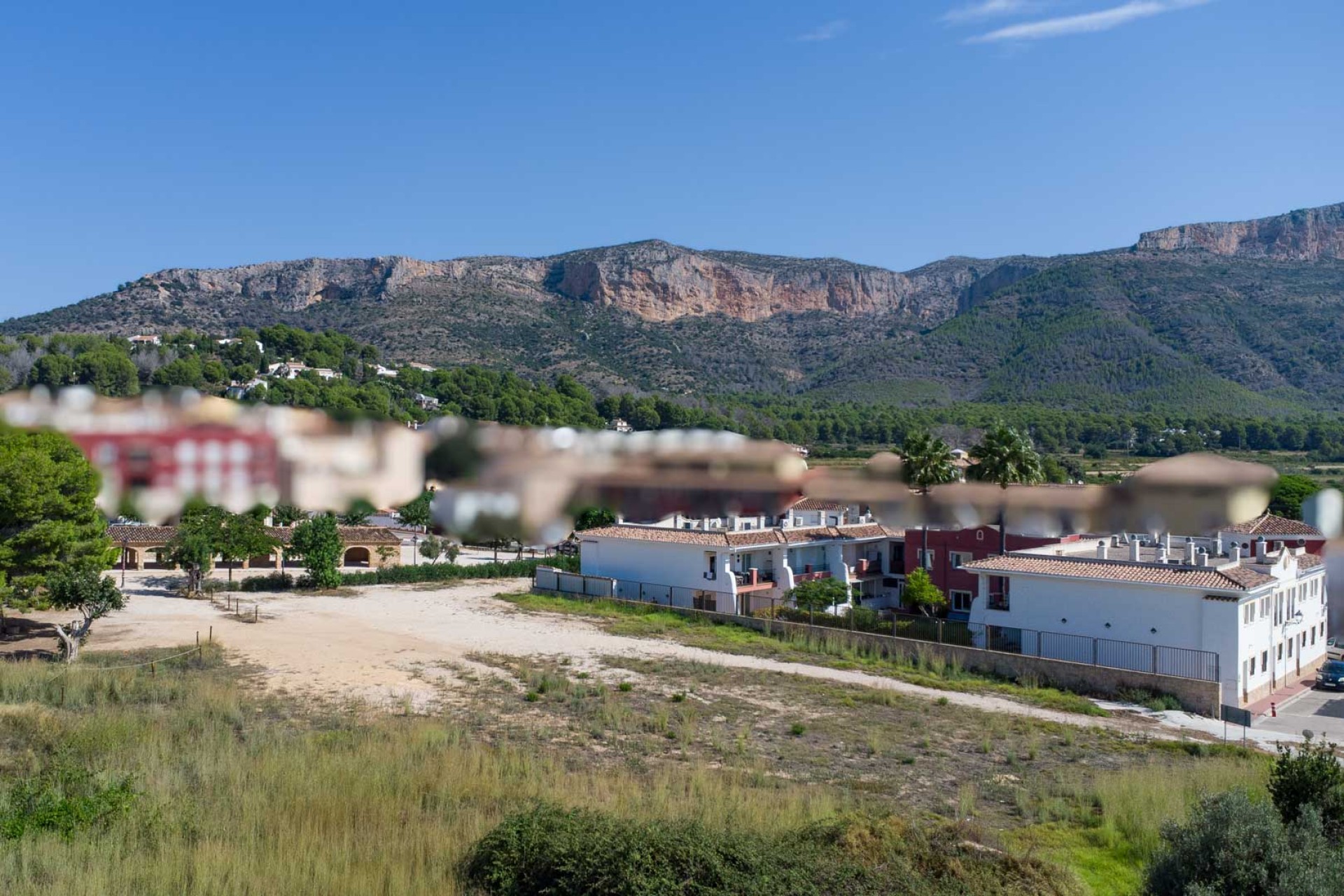 Sale - Villa -
Jesus Pobre