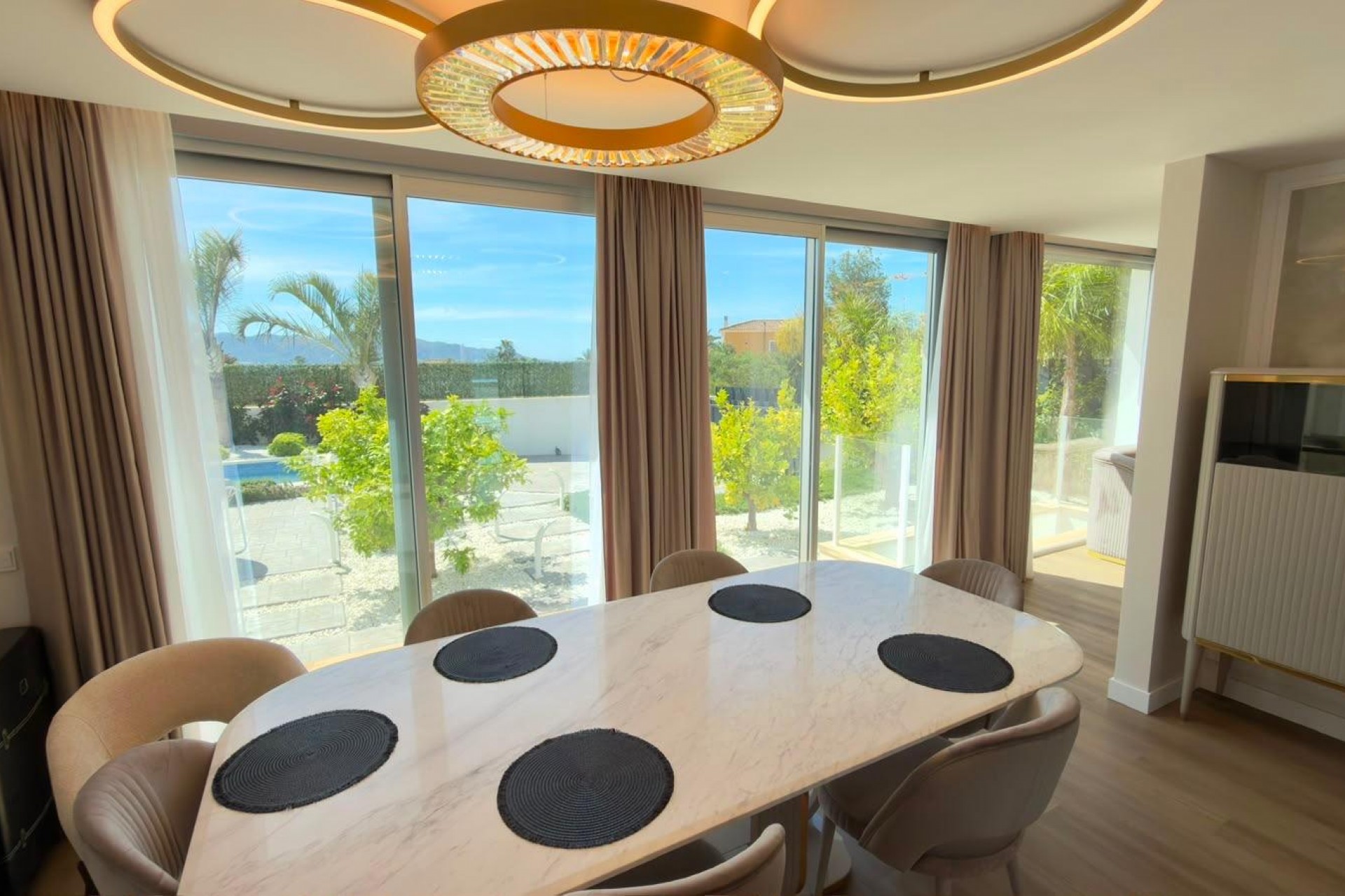 Sale - Villa -
La Nucia - Varadero