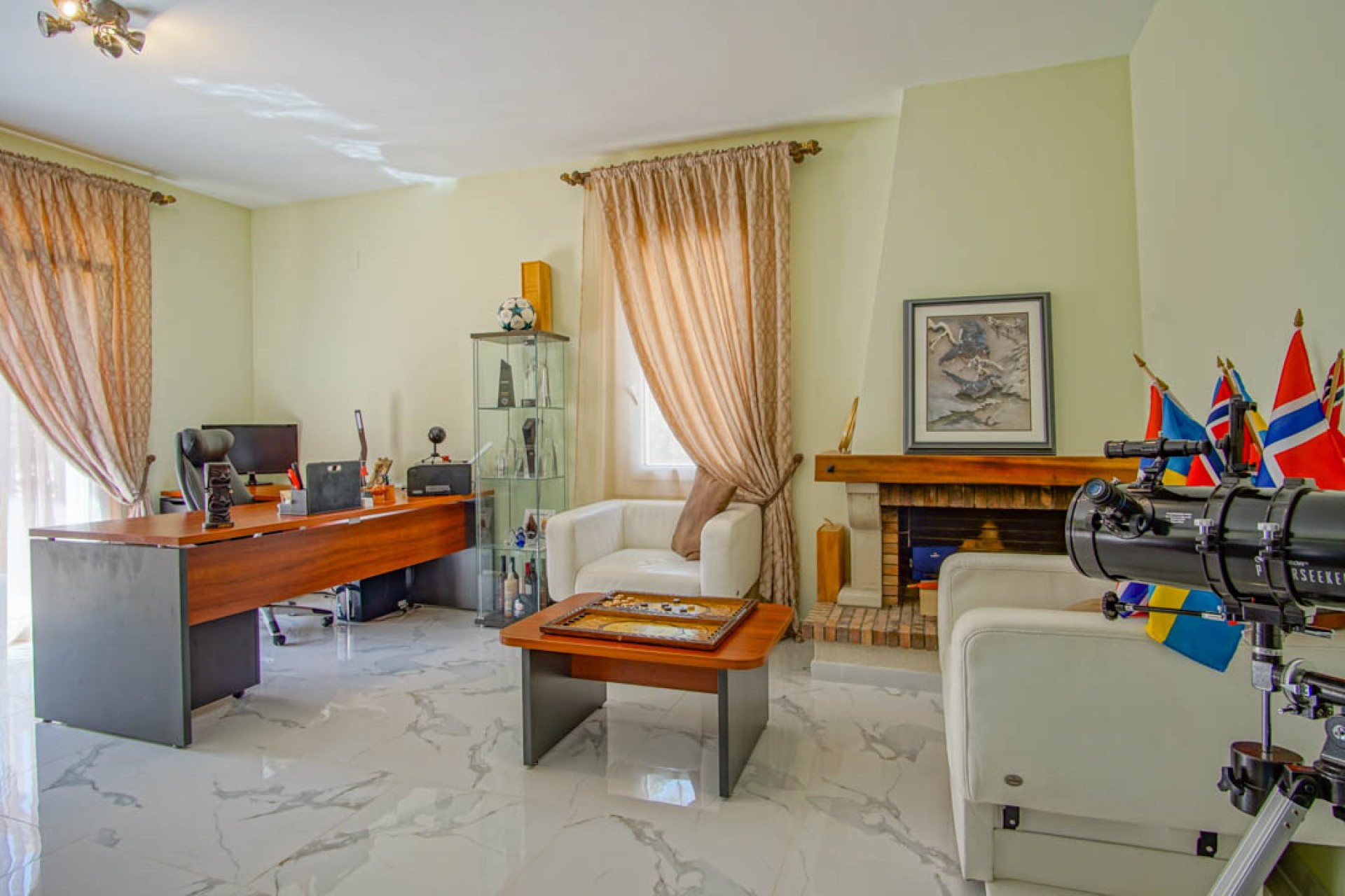 Sale - Villa -
La Nucia