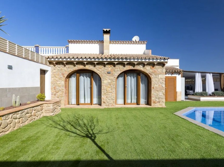 Sale - Villa -
Lliber