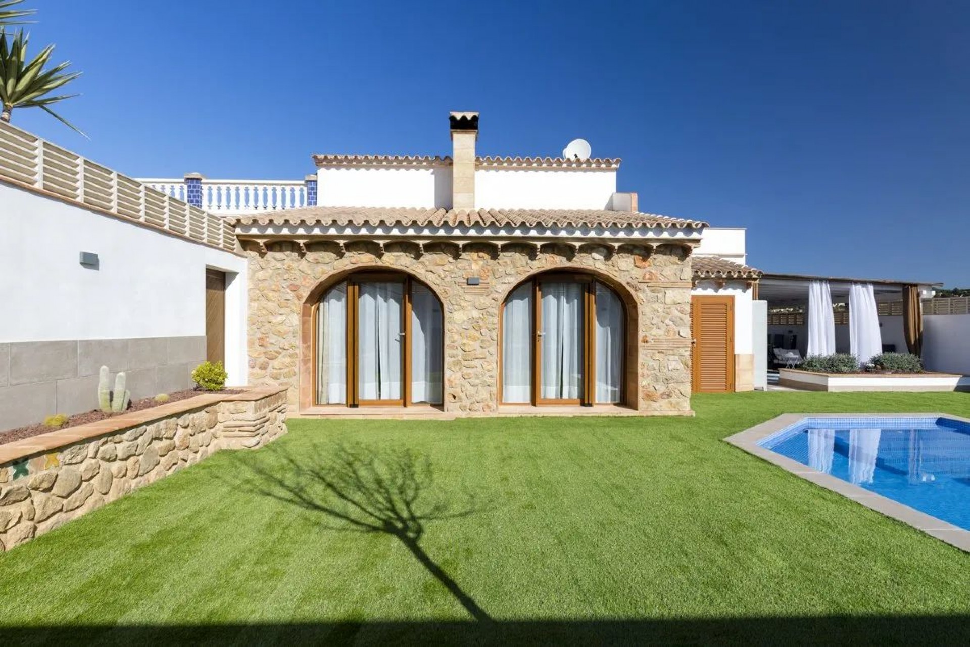Sale - Villa -
Lliber