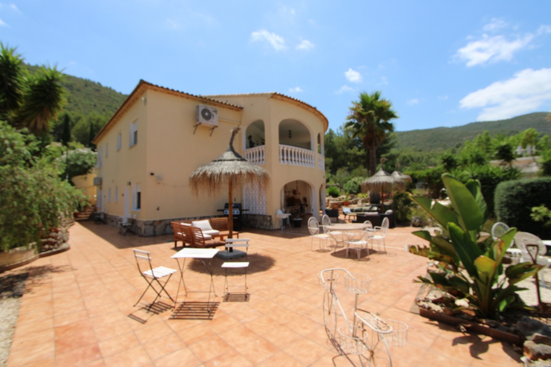 Sale - Villa -
Lliber