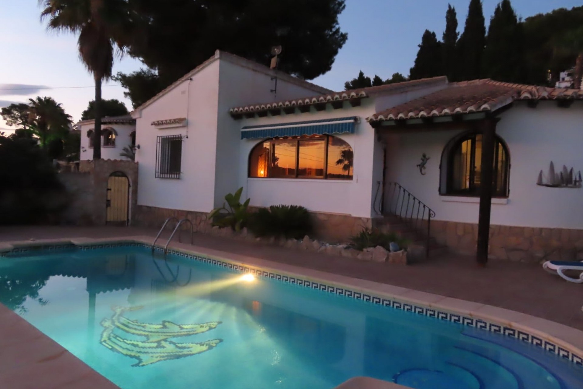 Sale - Villa -
Moraira - Alcazar
