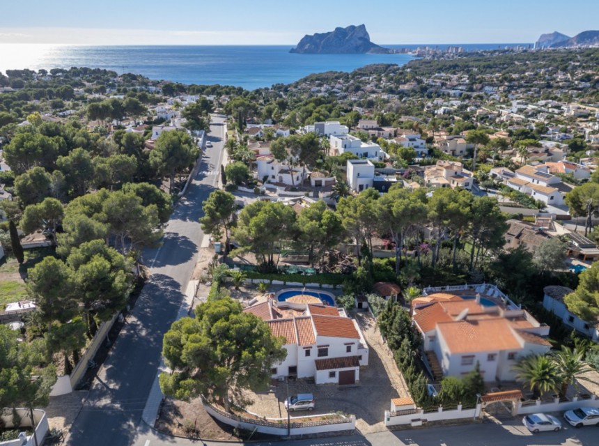 Sale - Villa -
Moraira - Alicante