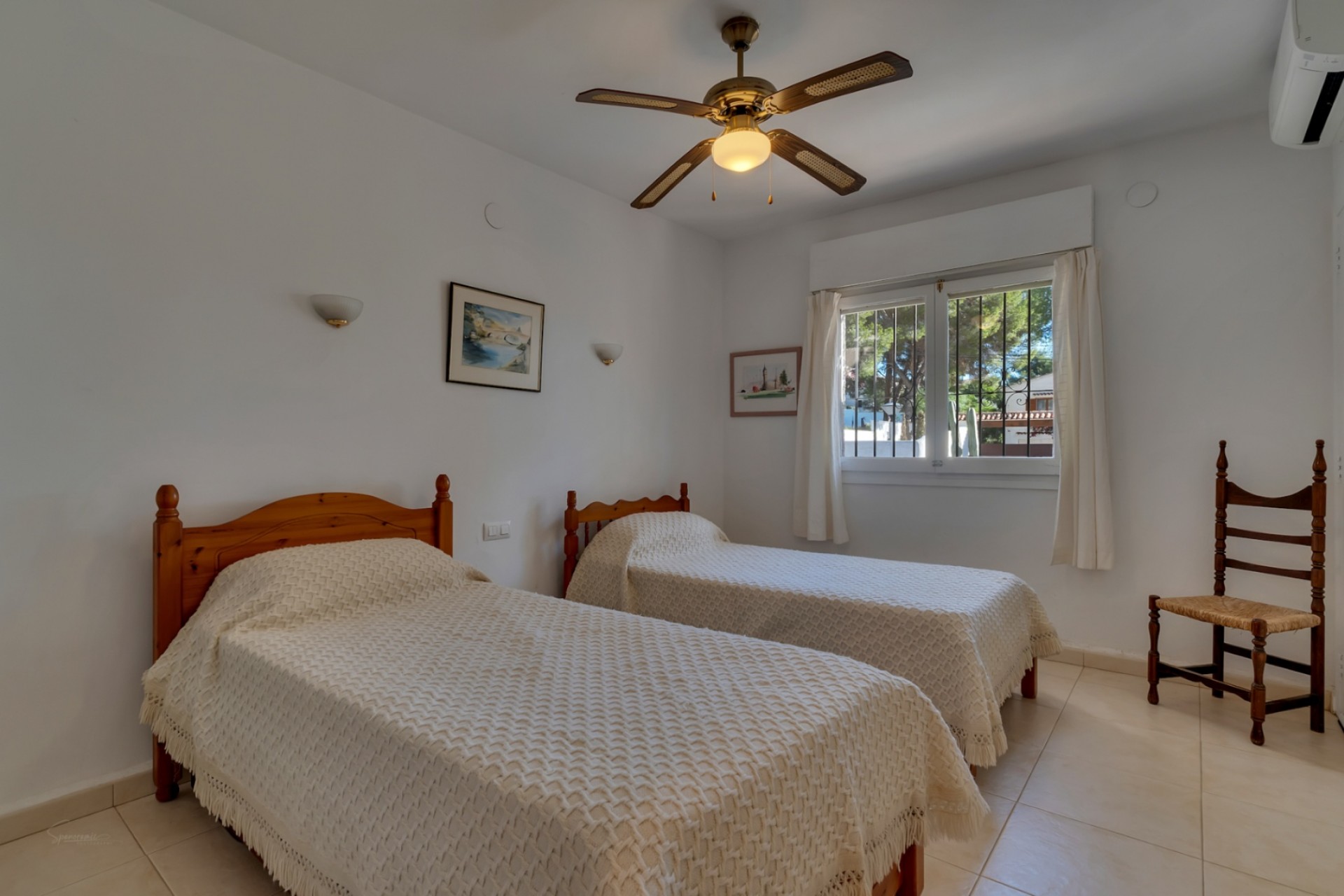 Sale - Villa -
Moraira - Alicante