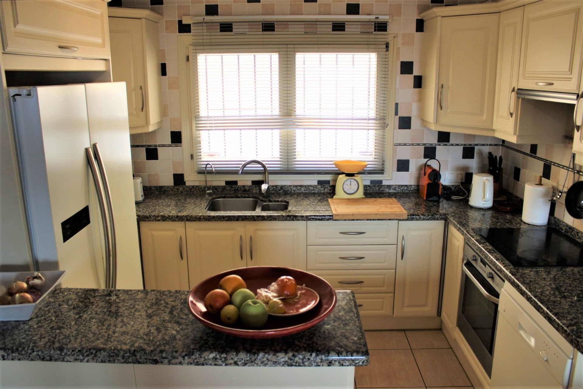 Sale - Villa -
Moraira - Benimeit