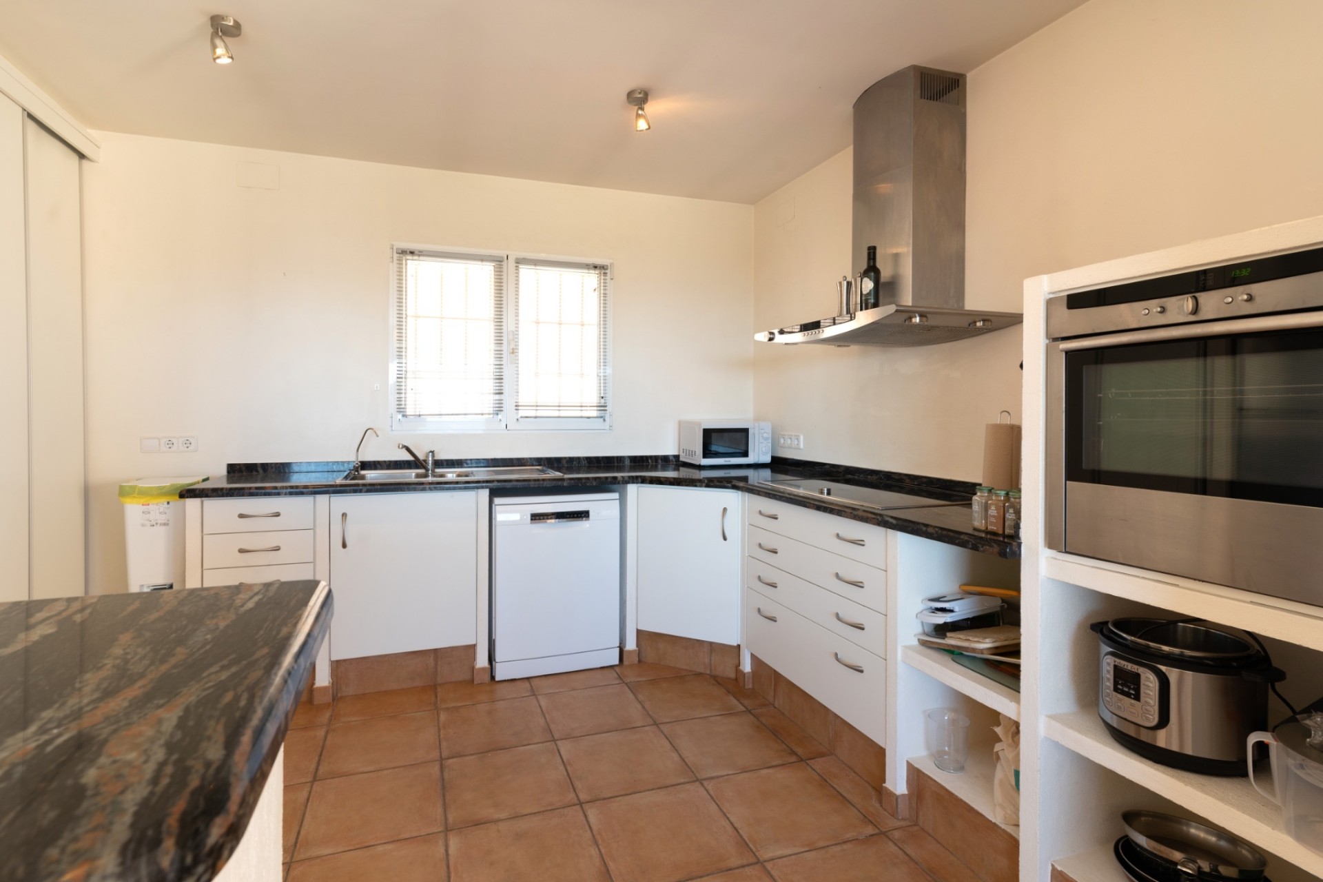 Sale - Villa -
Moraira - Benimeit