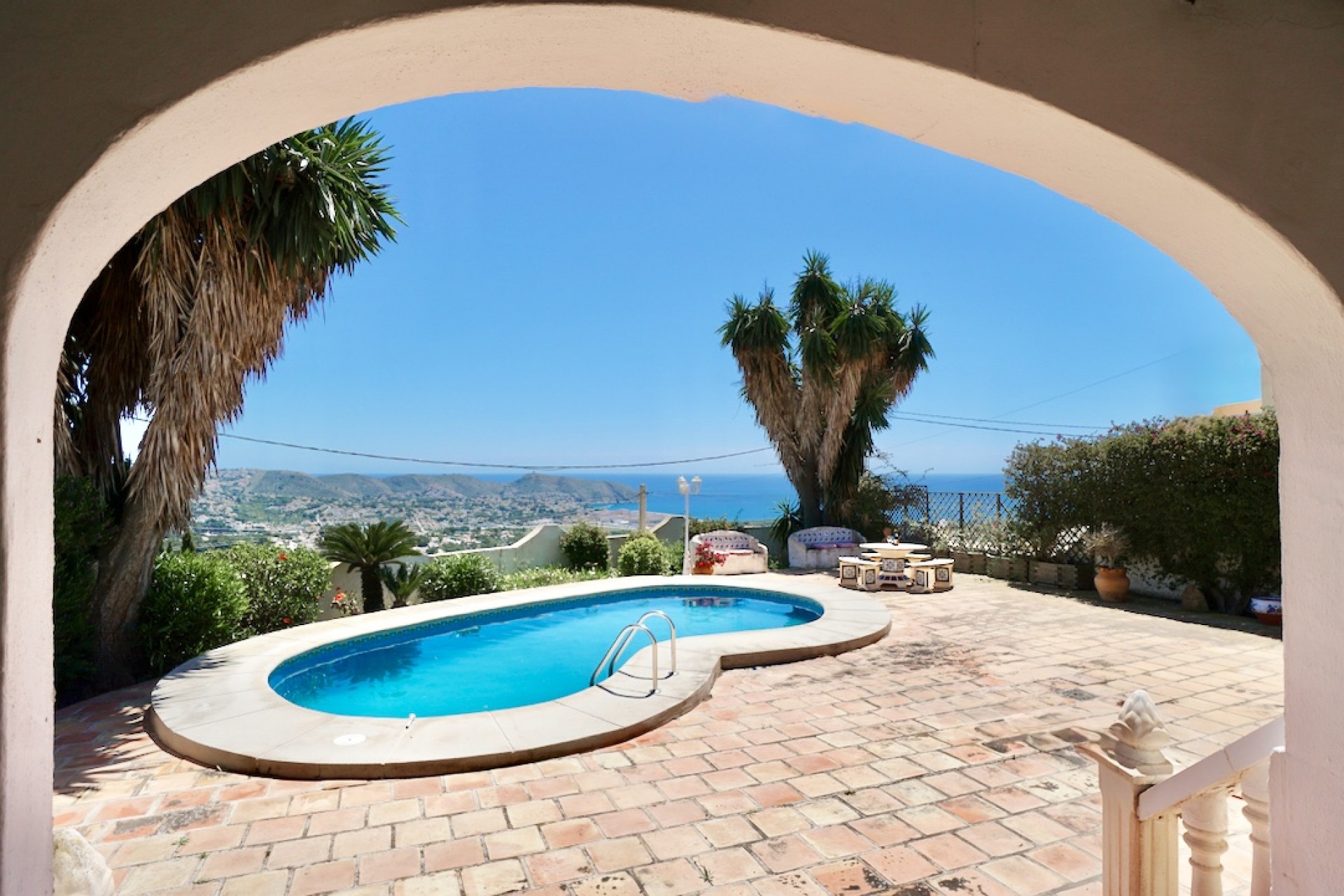Sale - Villa -
Moraira - Benimeit