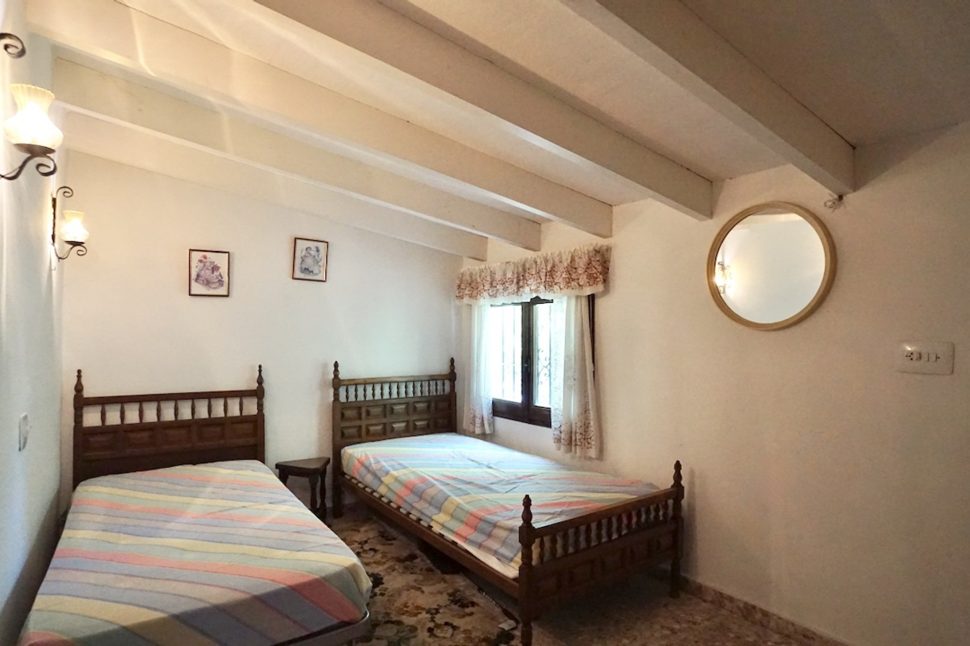 Sale - Villa -
Moraira - Benimeit