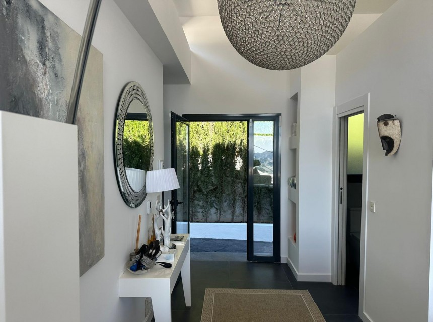 Sale - Villa -
Moraira - Benimeit