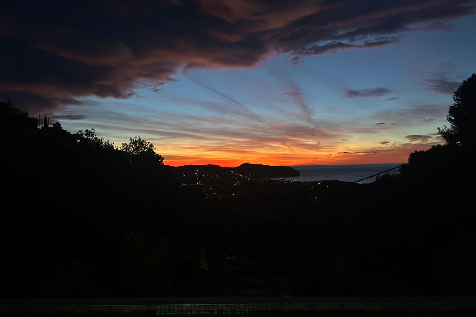 Sale - Villa -
Moraira - Benimeit
