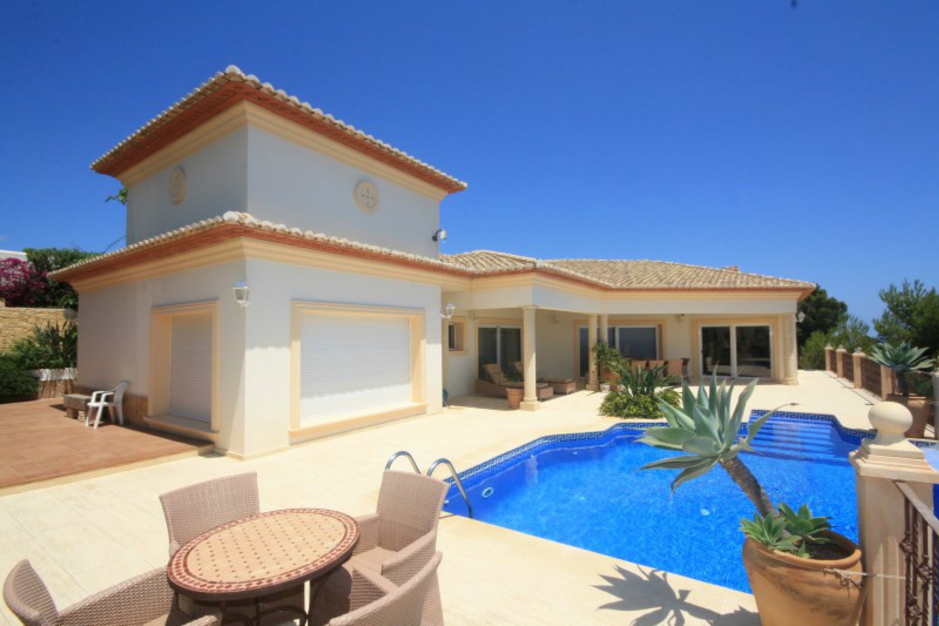 Sale - Villa -
Moraira - El Portet