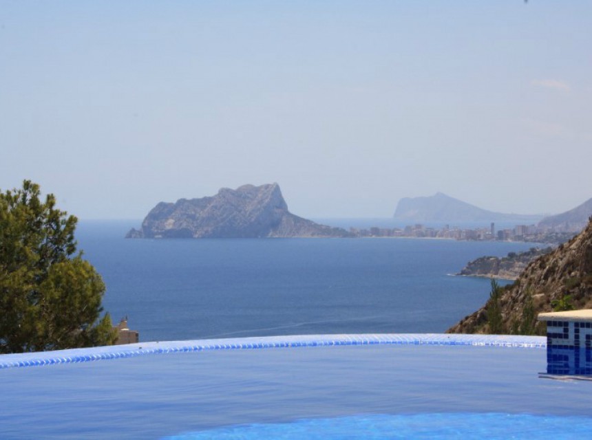 Sale - Villa -
Moraira - El Portet