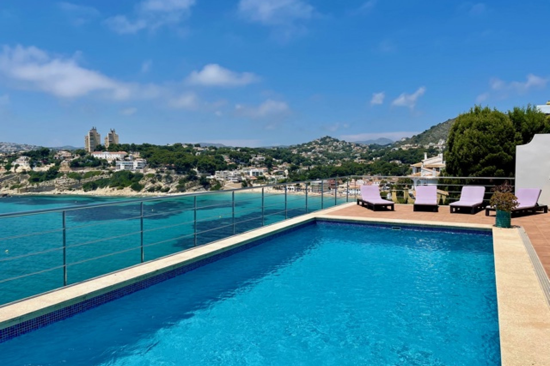 Sale - Villa -
Moraira - El Portet
