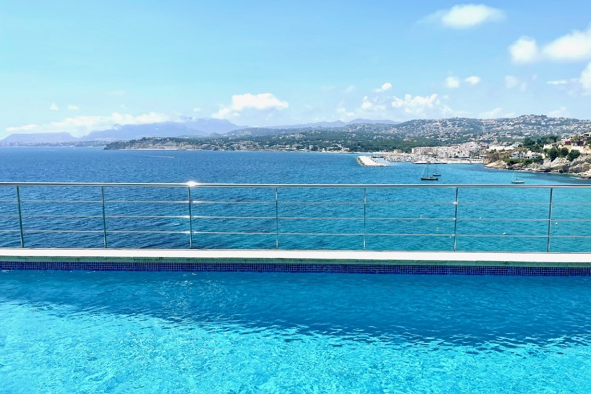 Sale - Villa -
Moraira - El Portet