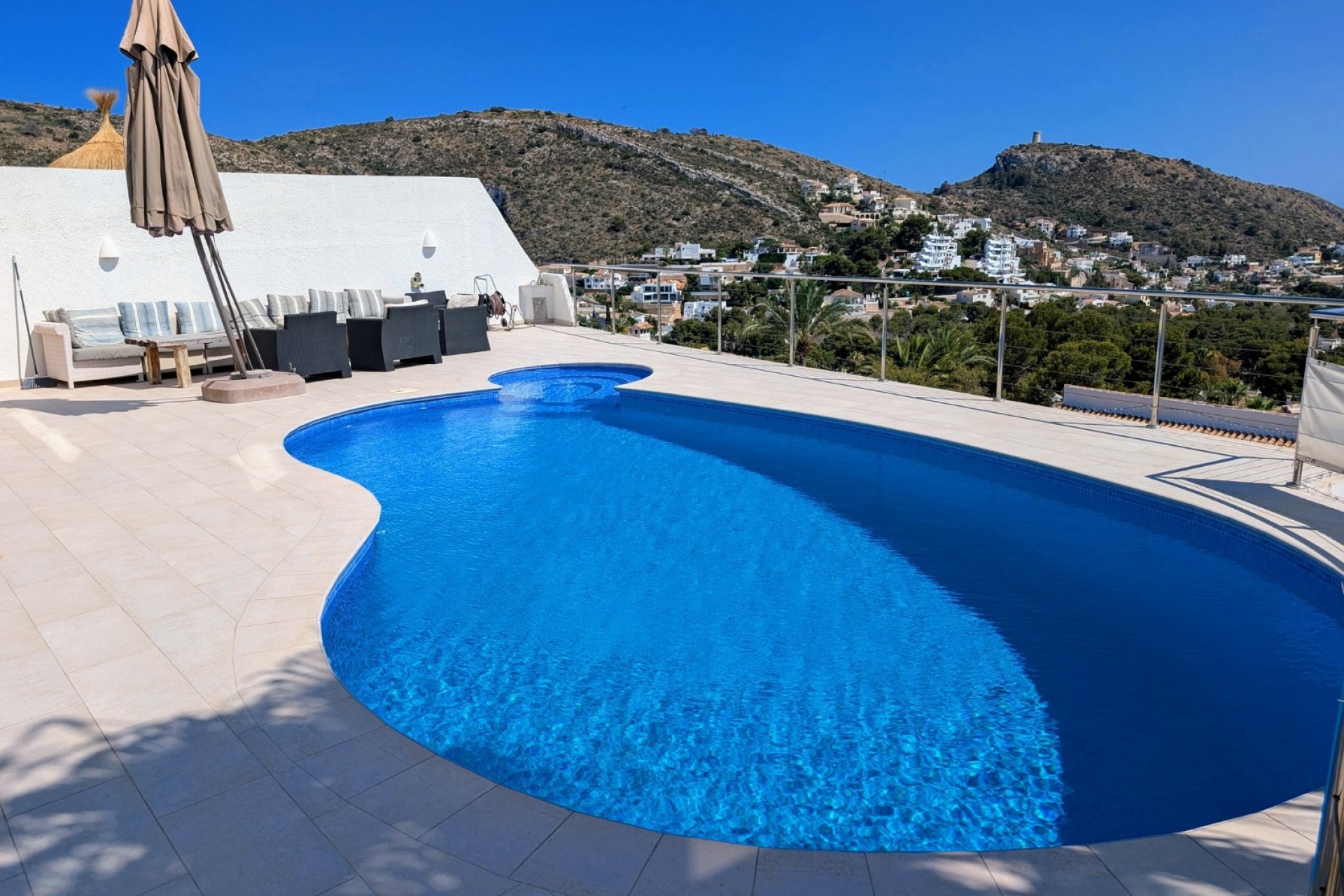 Sale - Villa -
Moraira - El Portet