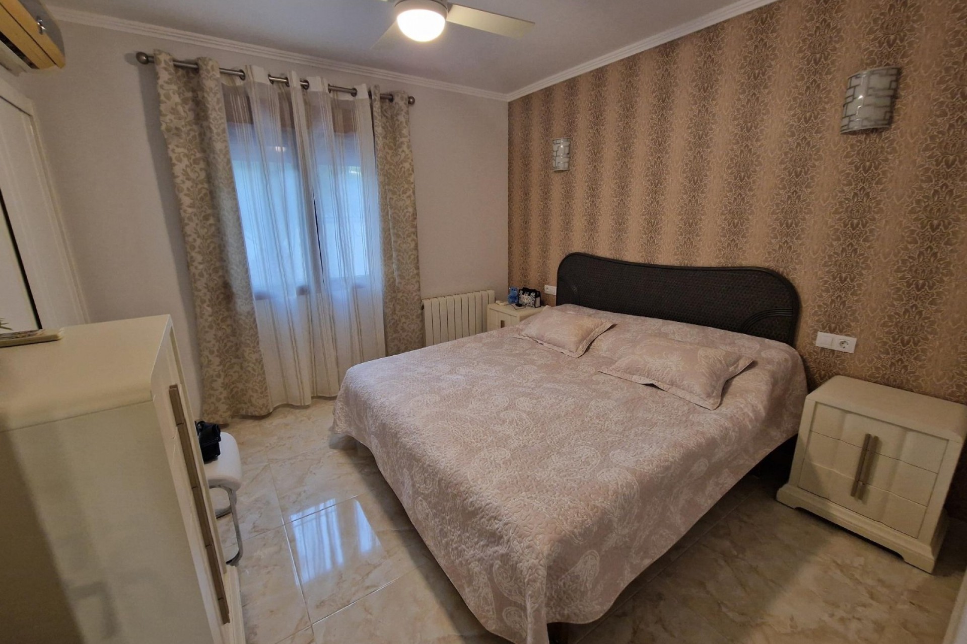 Sale - Villa -
Moraira - Fanadix