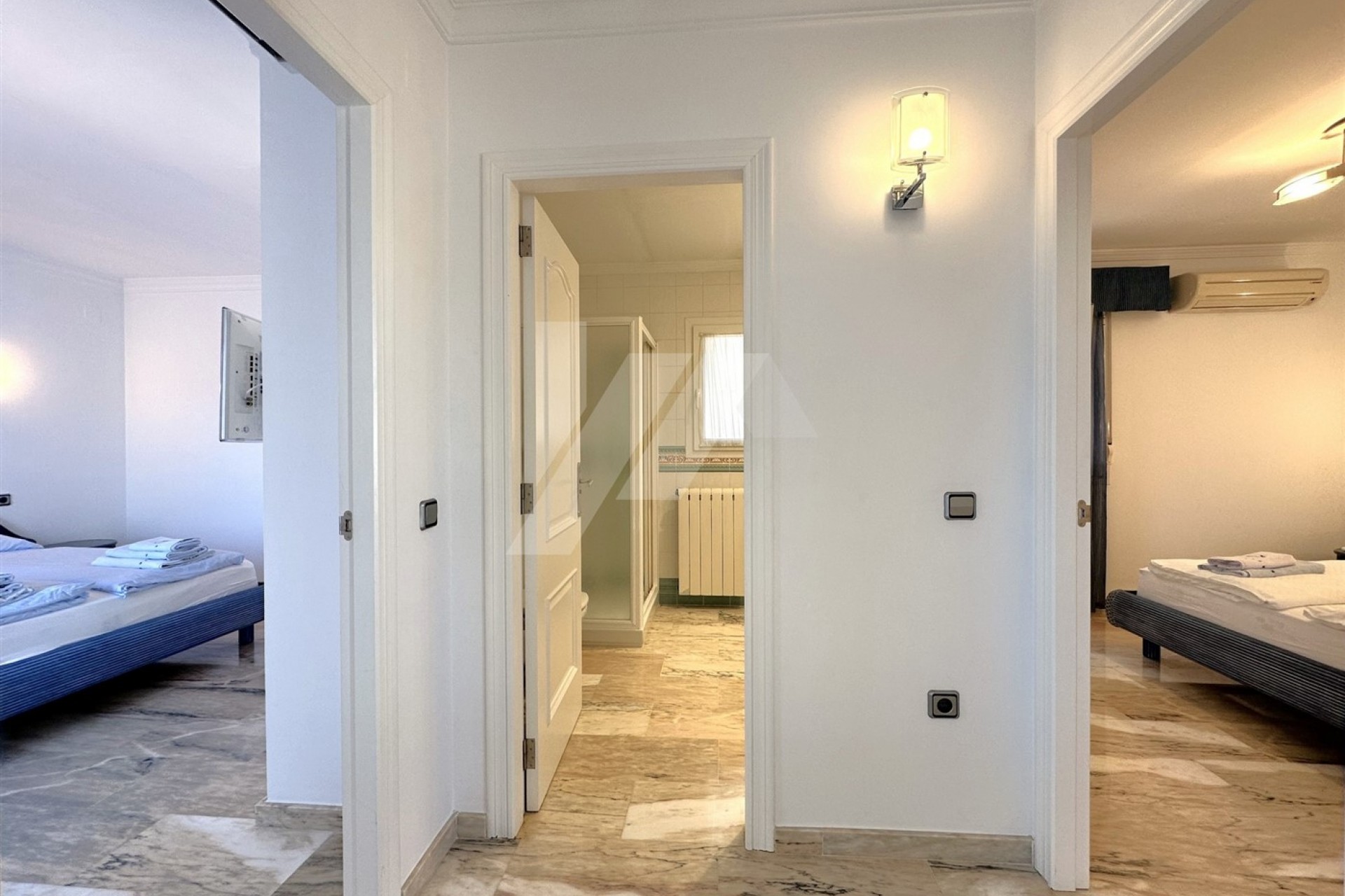 Sale - Villa -
Moraira - Golden Valley