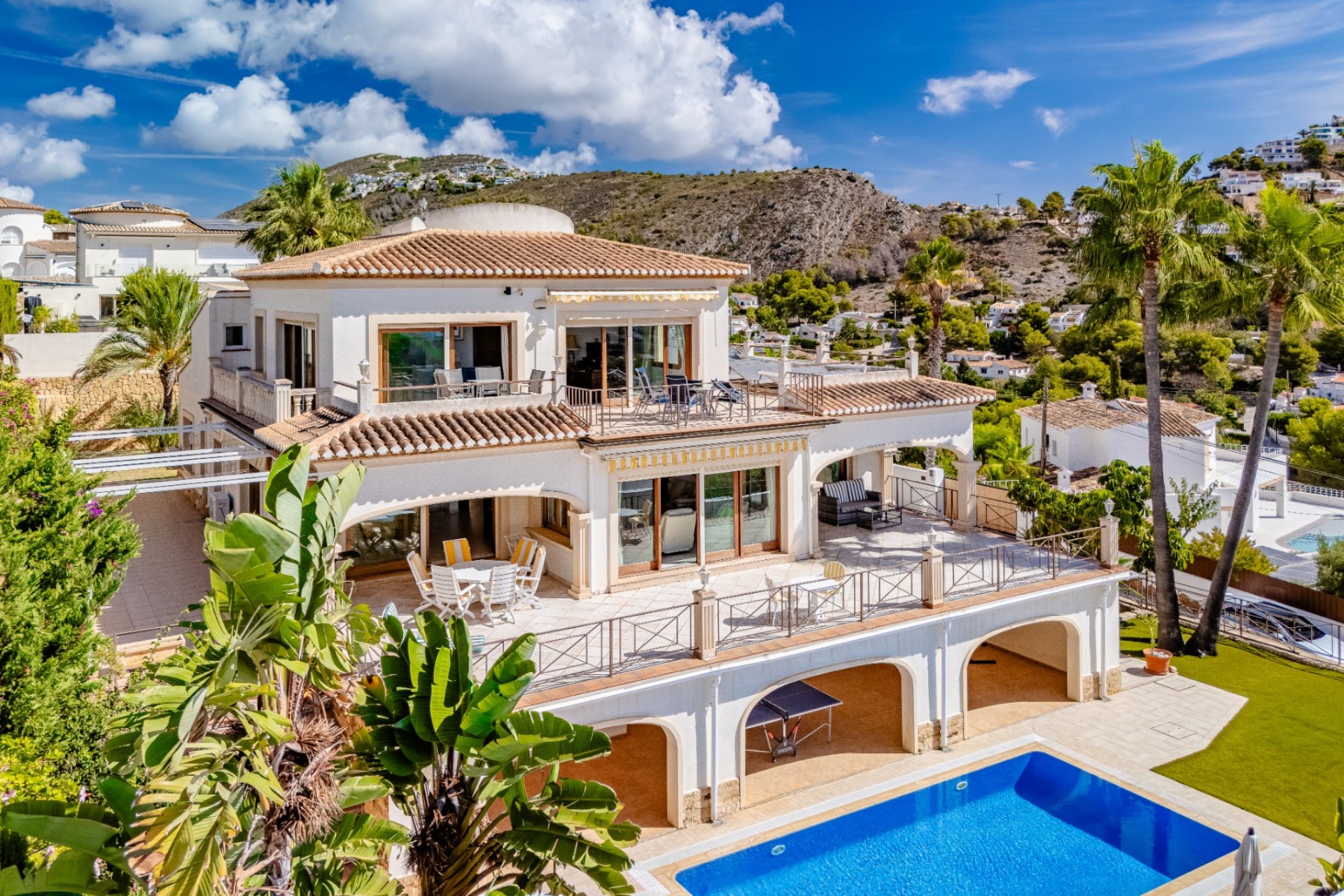 Sale - Villa -
Moraira - La Arnella