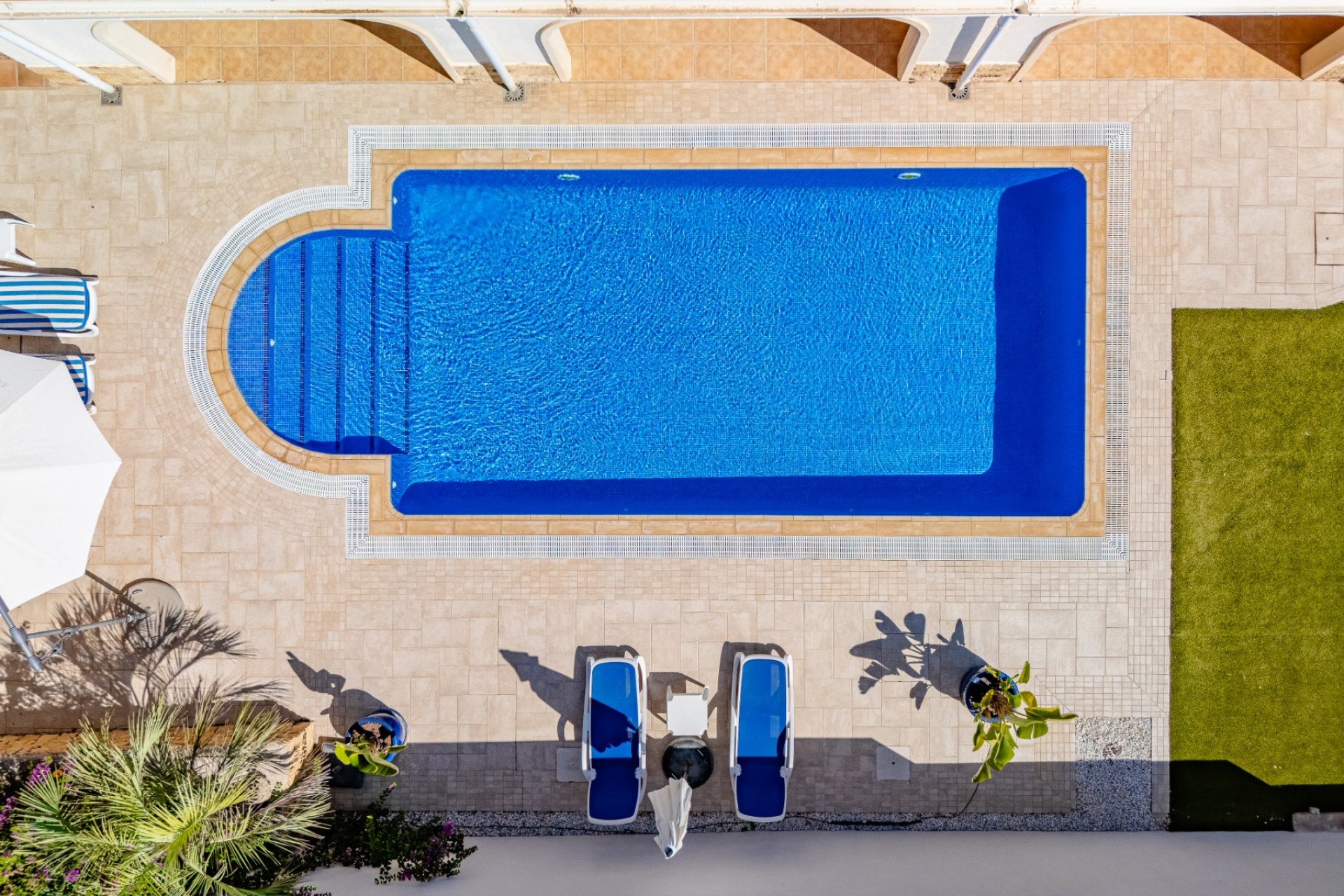 Sale - Villa -
Moraira - La Arnella