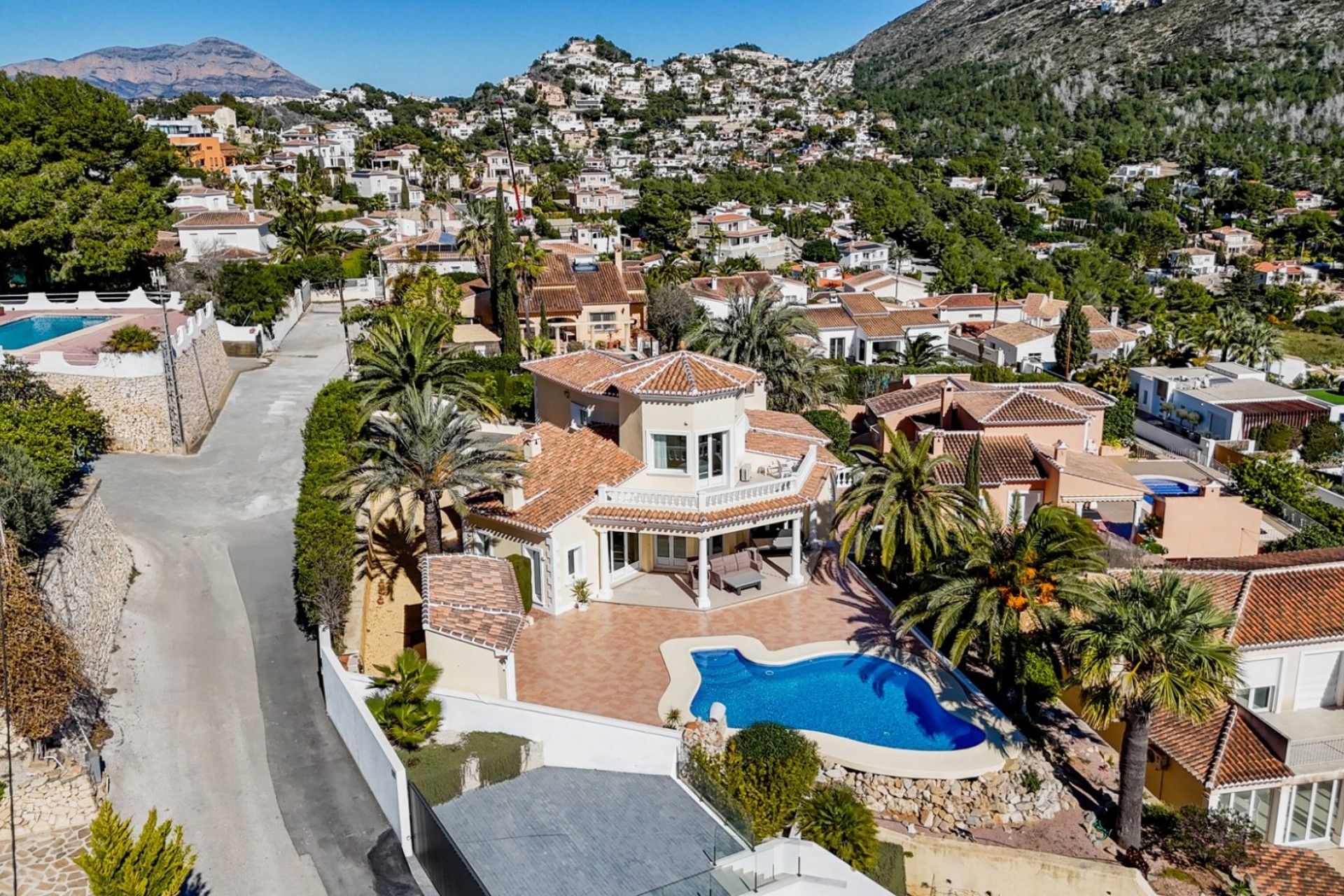 Sale - Villa -
Moraira - La Arnella