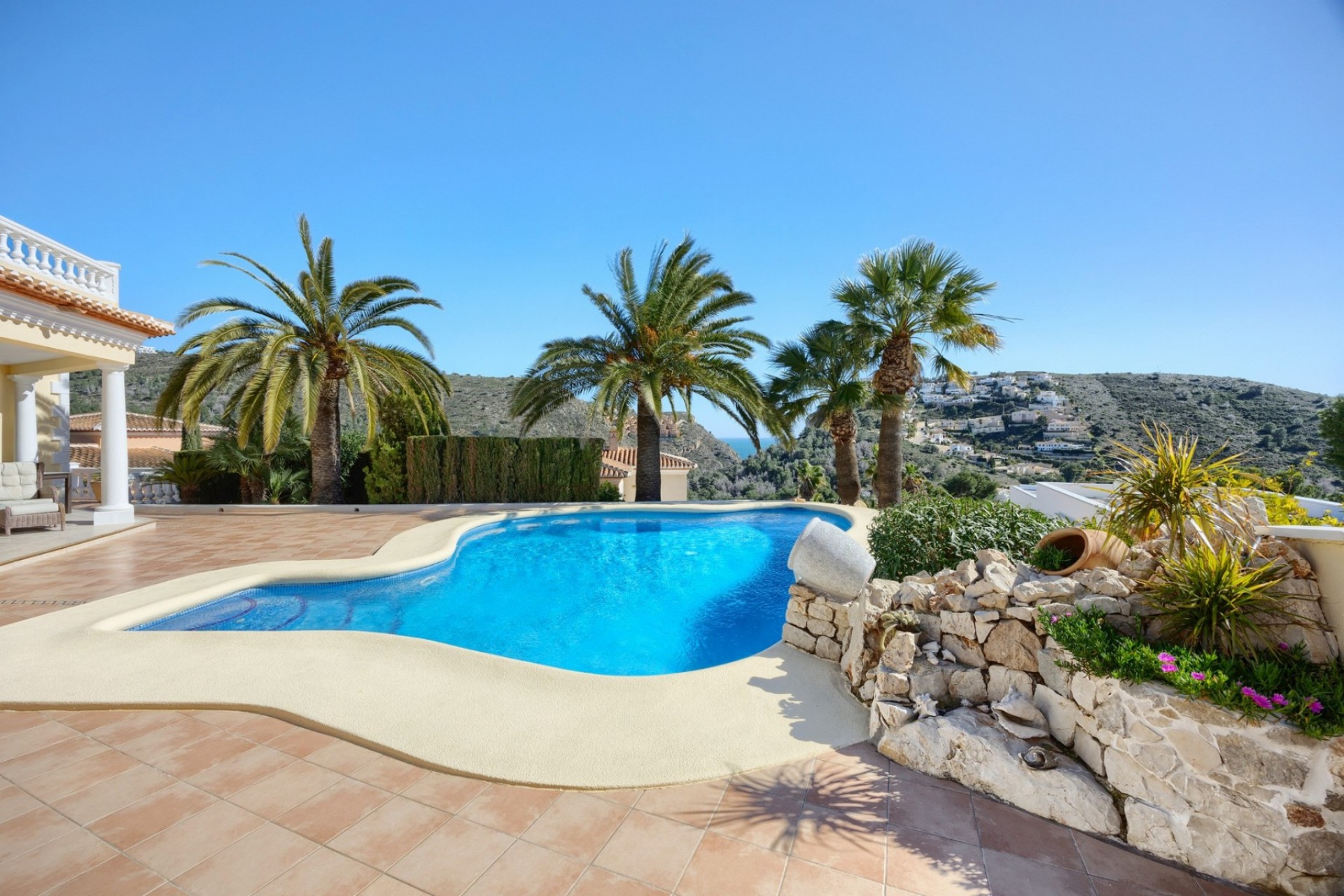 Sale - Villa -
Moraira - La Arnella