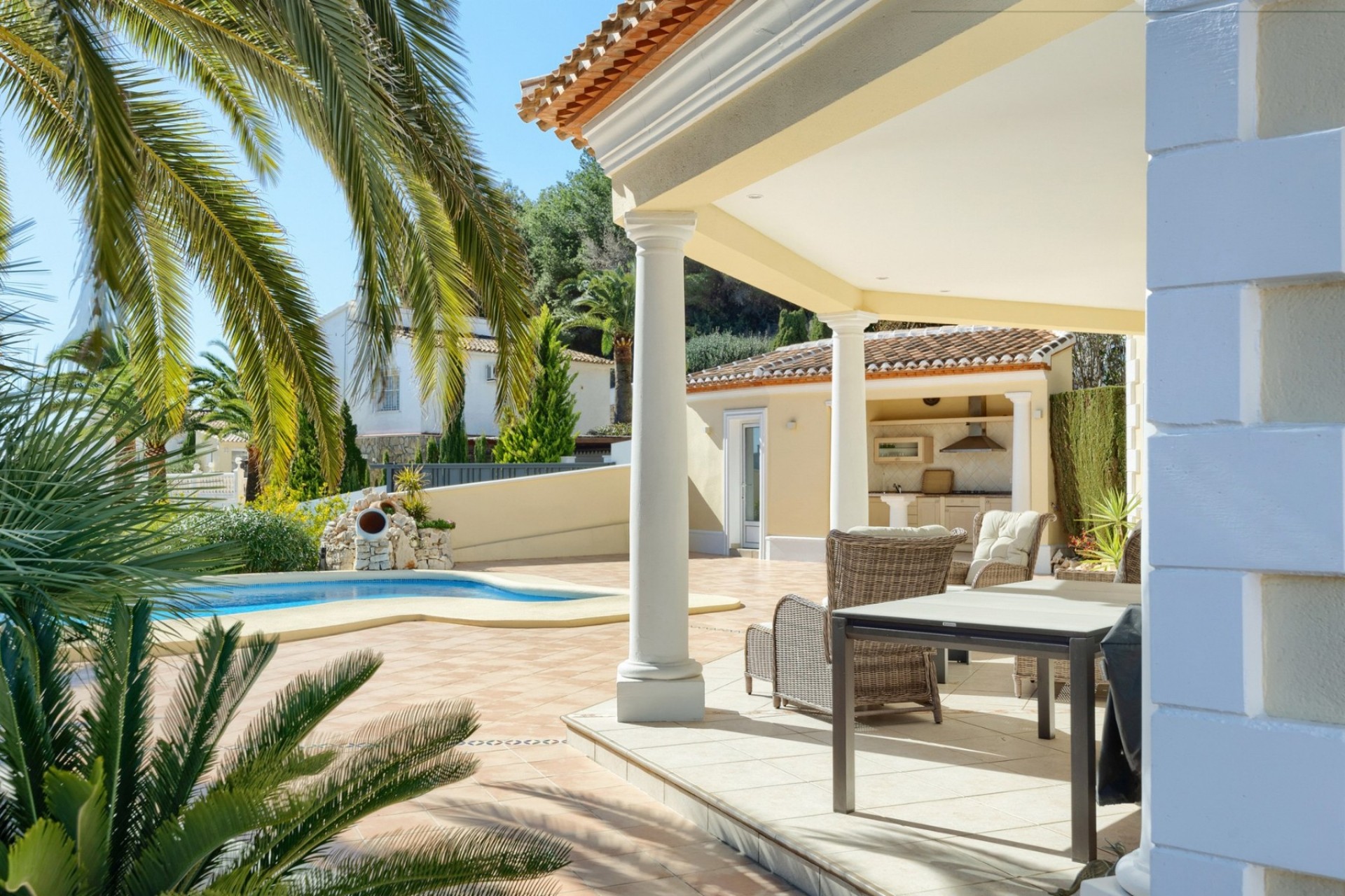 Sale - Villa -
Moraira - La Arnella