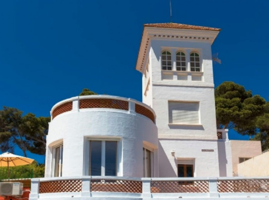 Sale - Villa -
Moraira - La Cometa