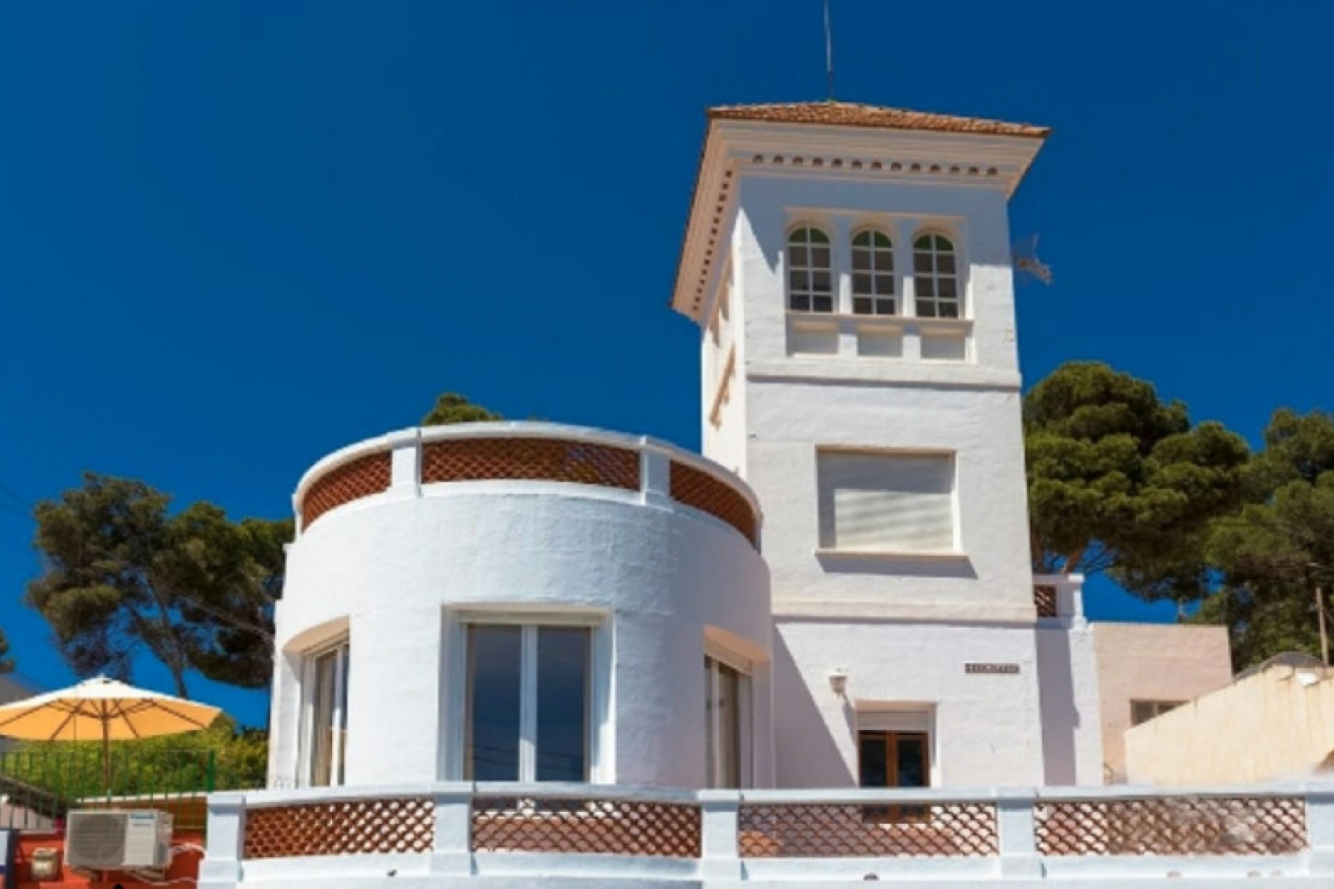 Sale - Villa -
Moraira - La Cometa