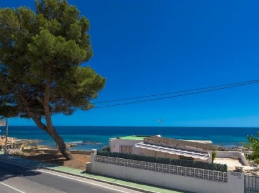 Sale - Villa -
Moraira - La Cometa