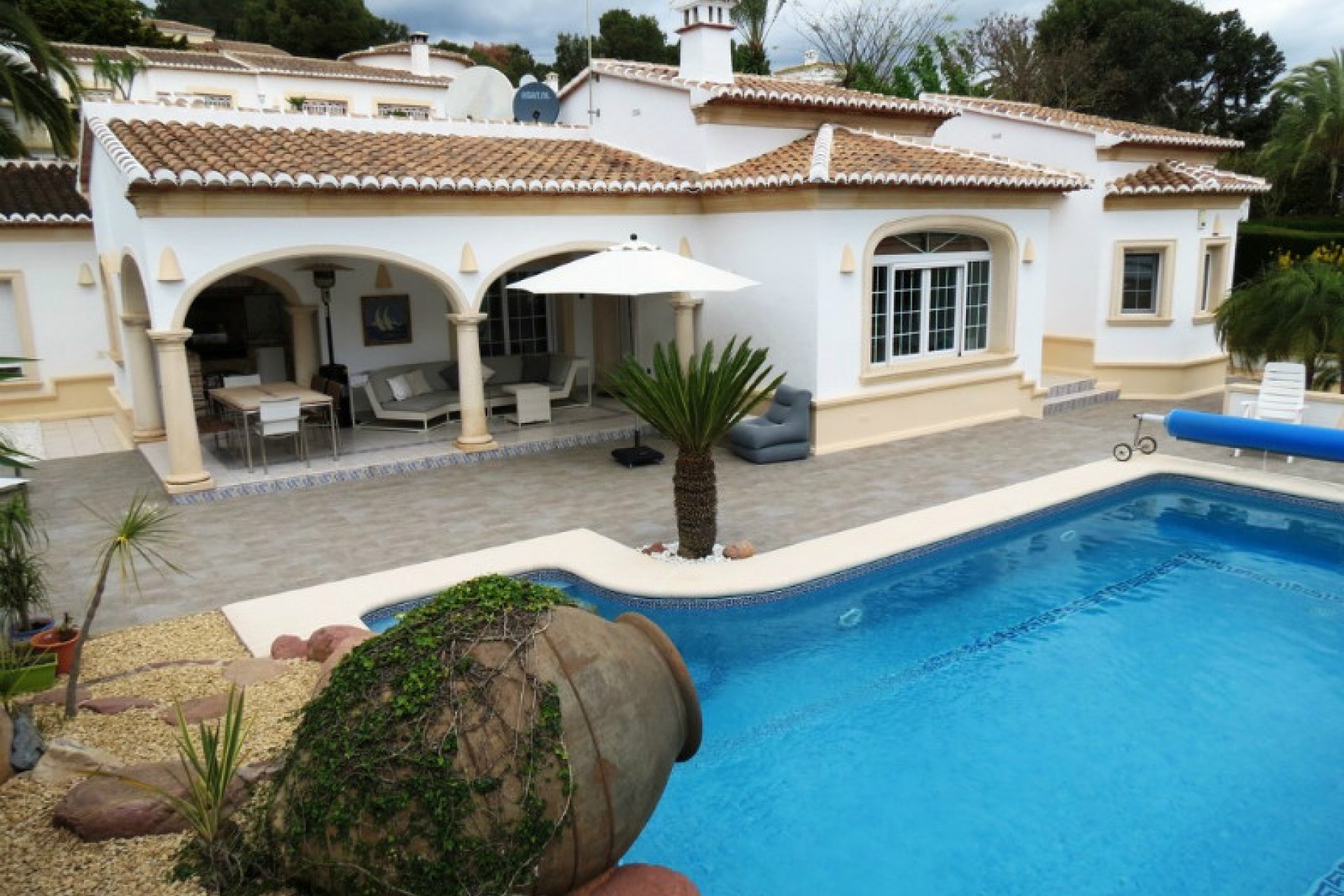Sale - Villa -
Moraira - La Cometa
