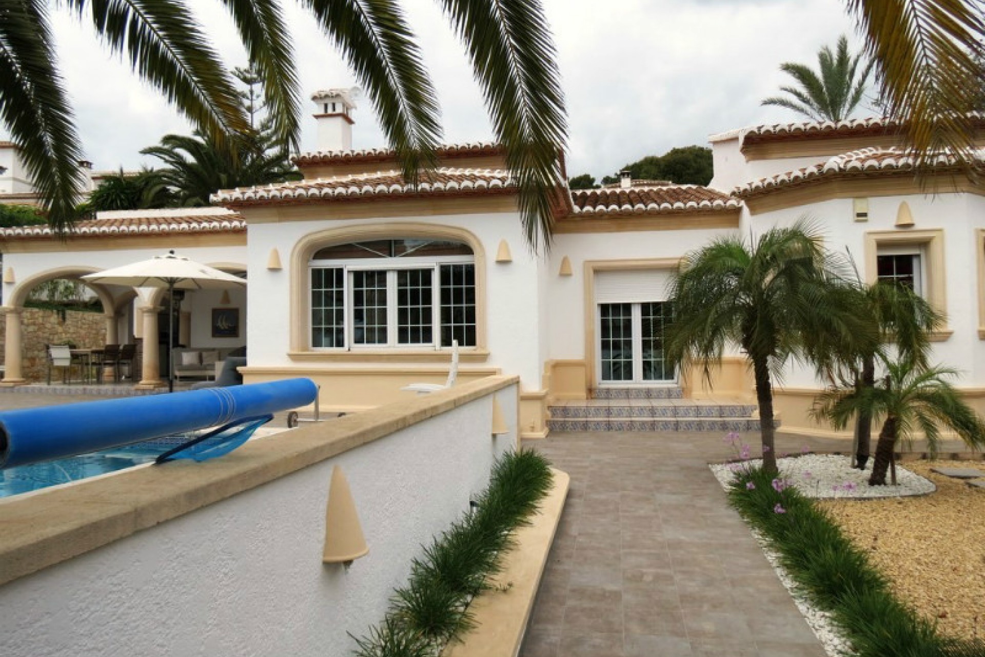 Sale - Villa -
Moraira - La Cometa