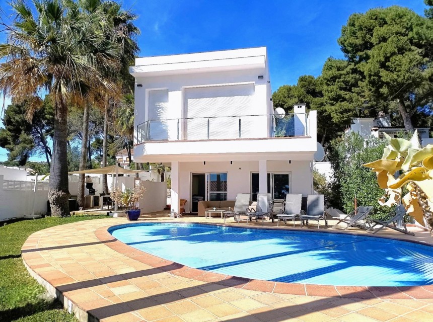 Sale - Villa -
Moraira - La Cometa