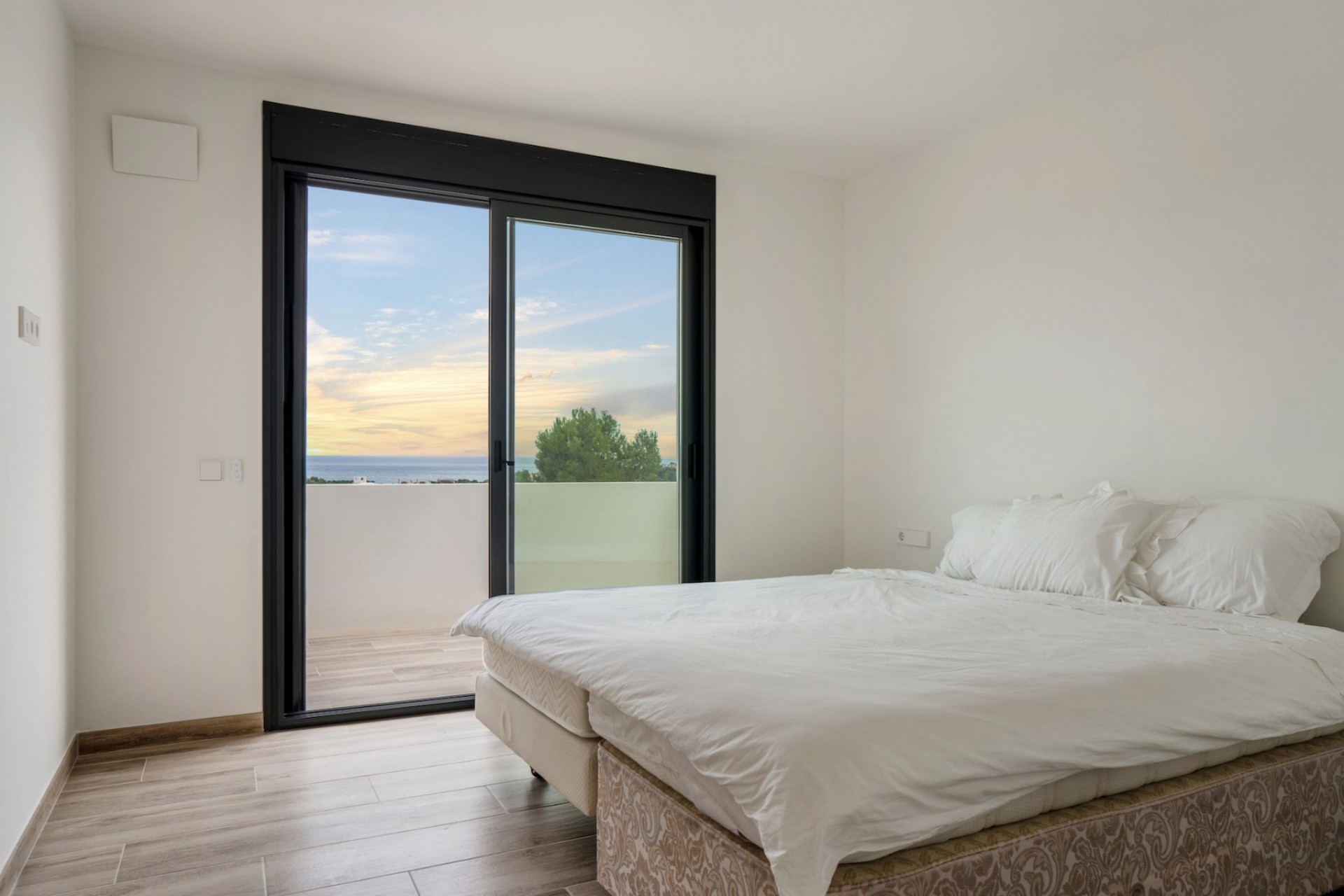 Sale - Villa -
Moraira - La Sabatera