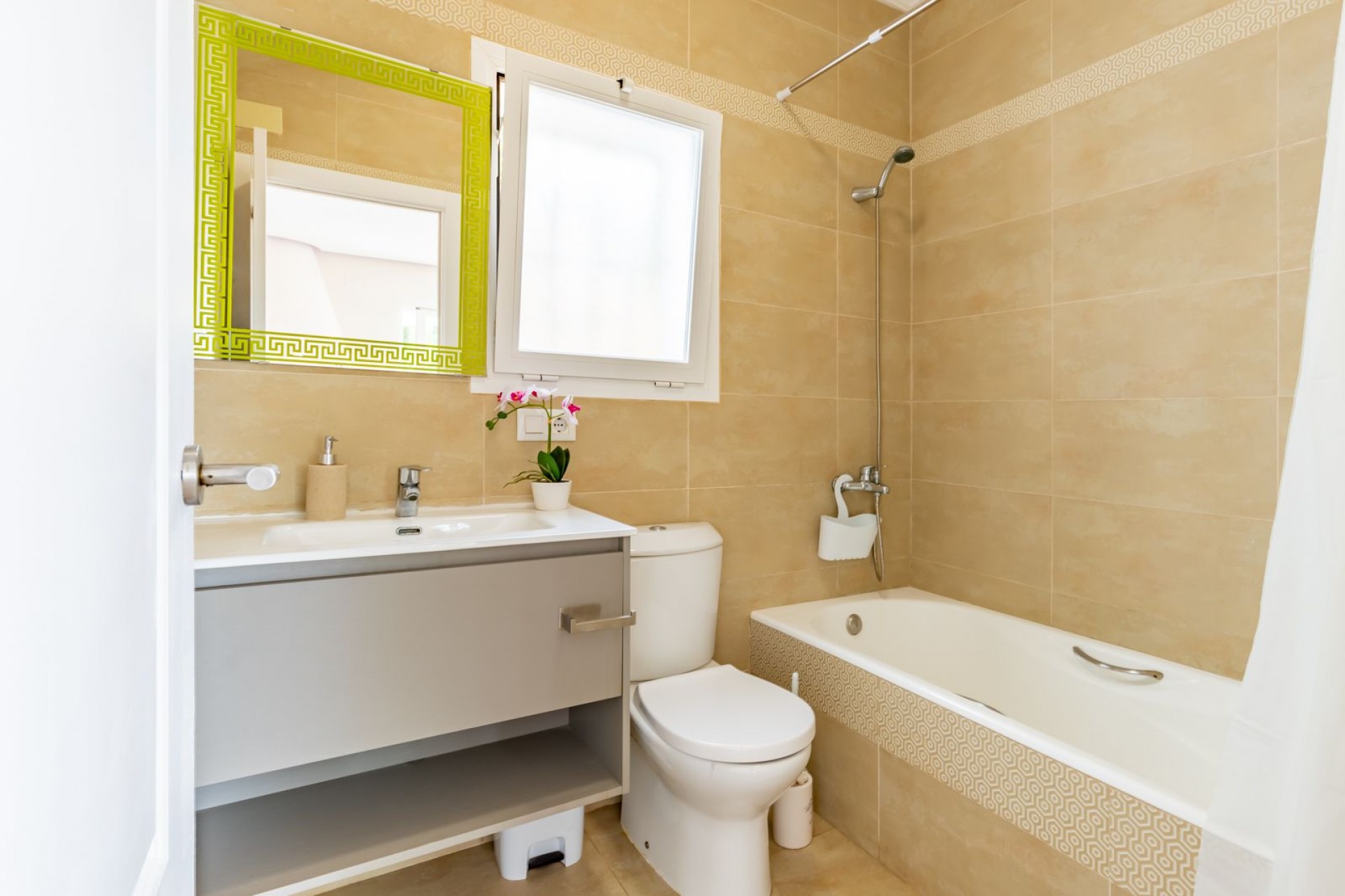 Sale - Villa -
Moraira - La Sabatera