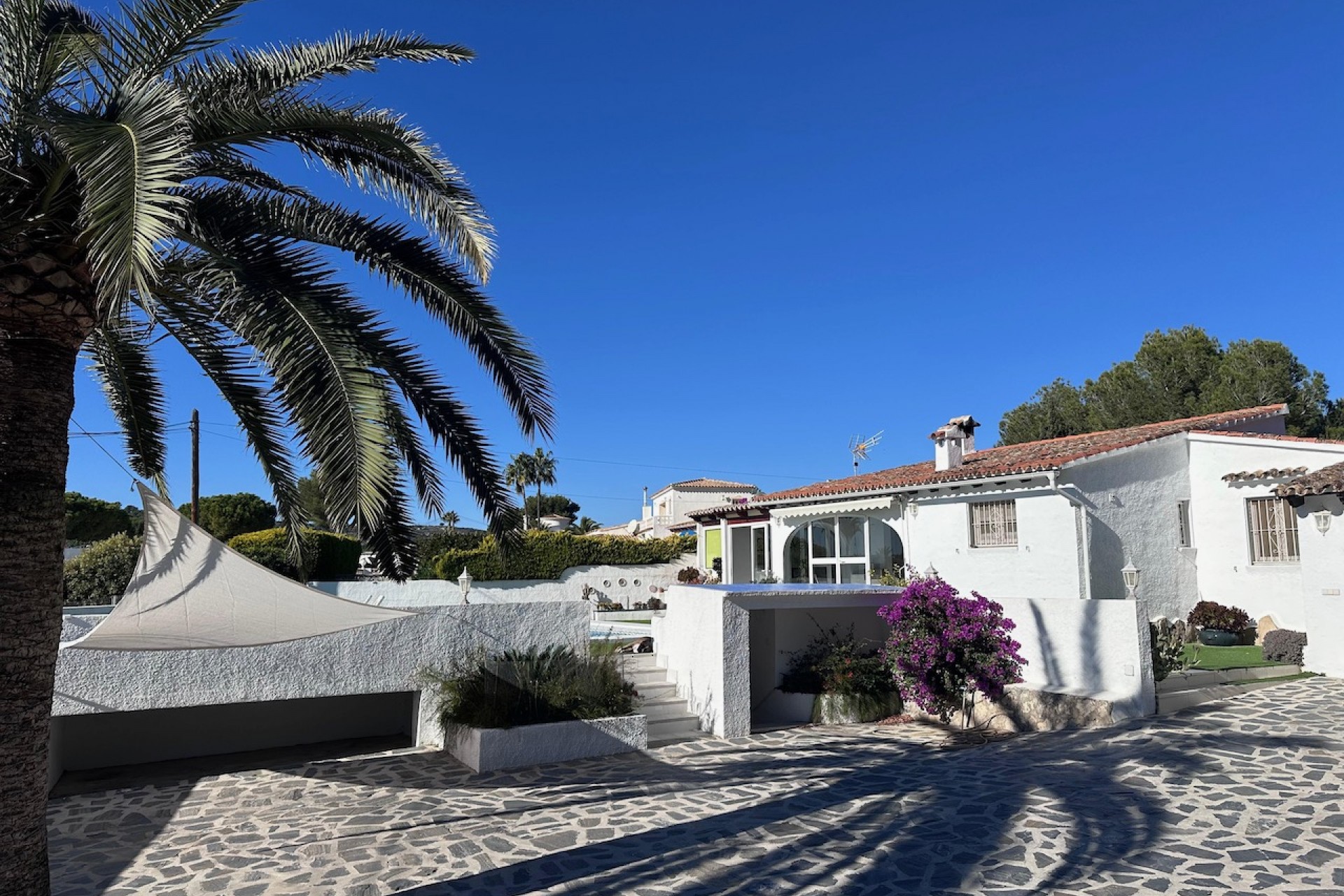 Sale - Villa -
Moraira - La Sabatera