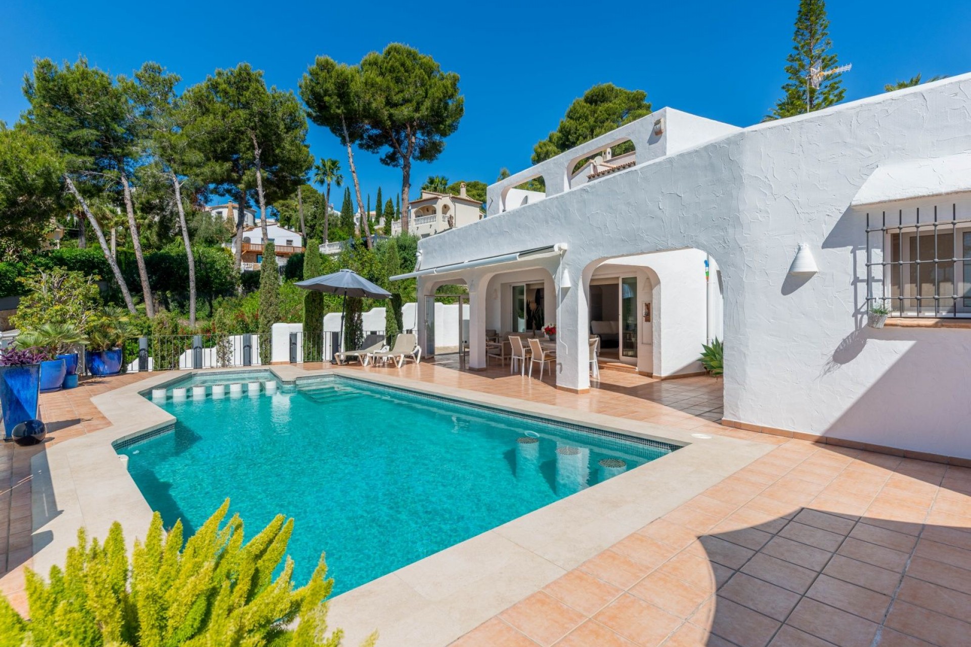Sale - Villa -
Moraira - La Sabatera