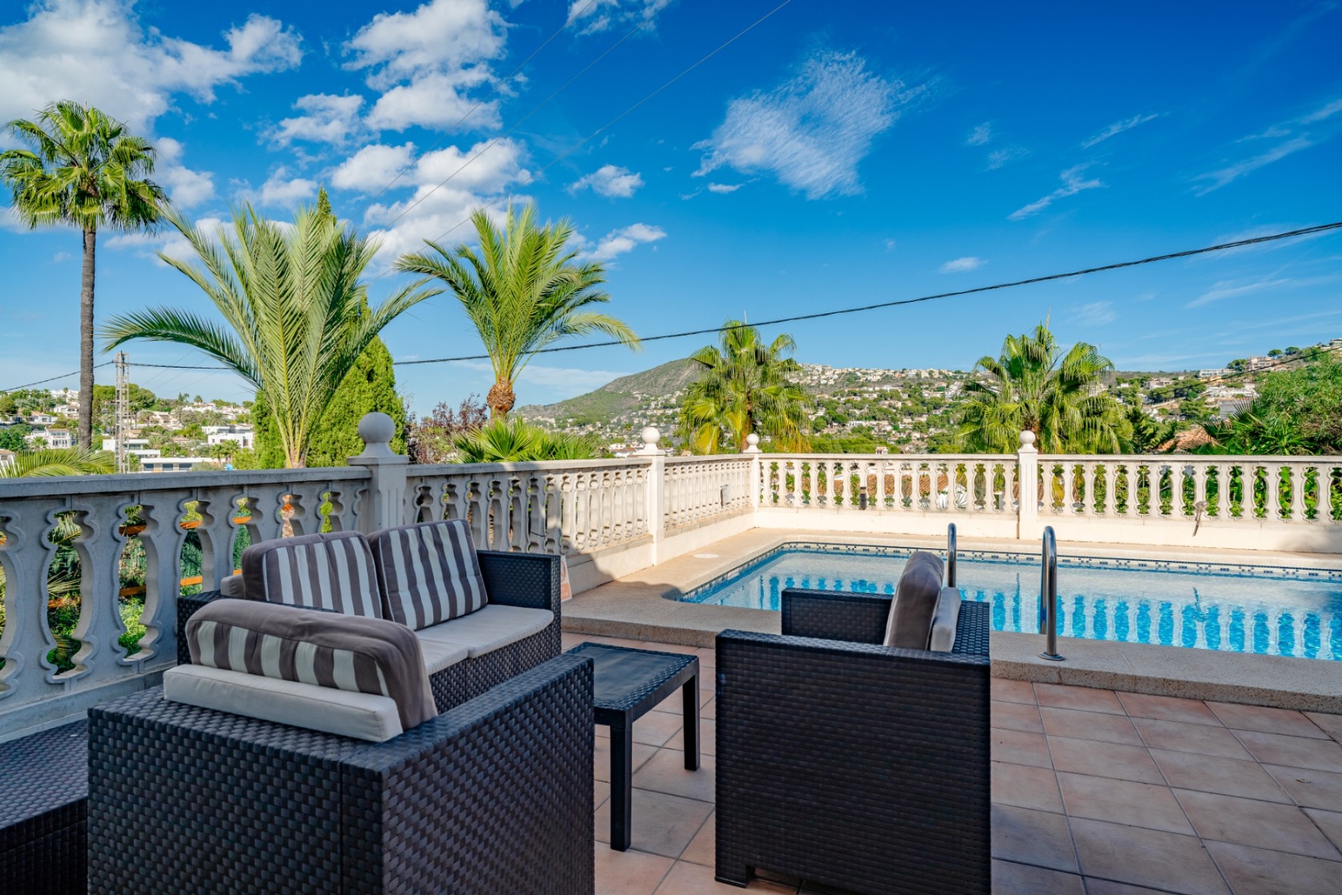 Sale - Villa -
Moraira - La Sabatera