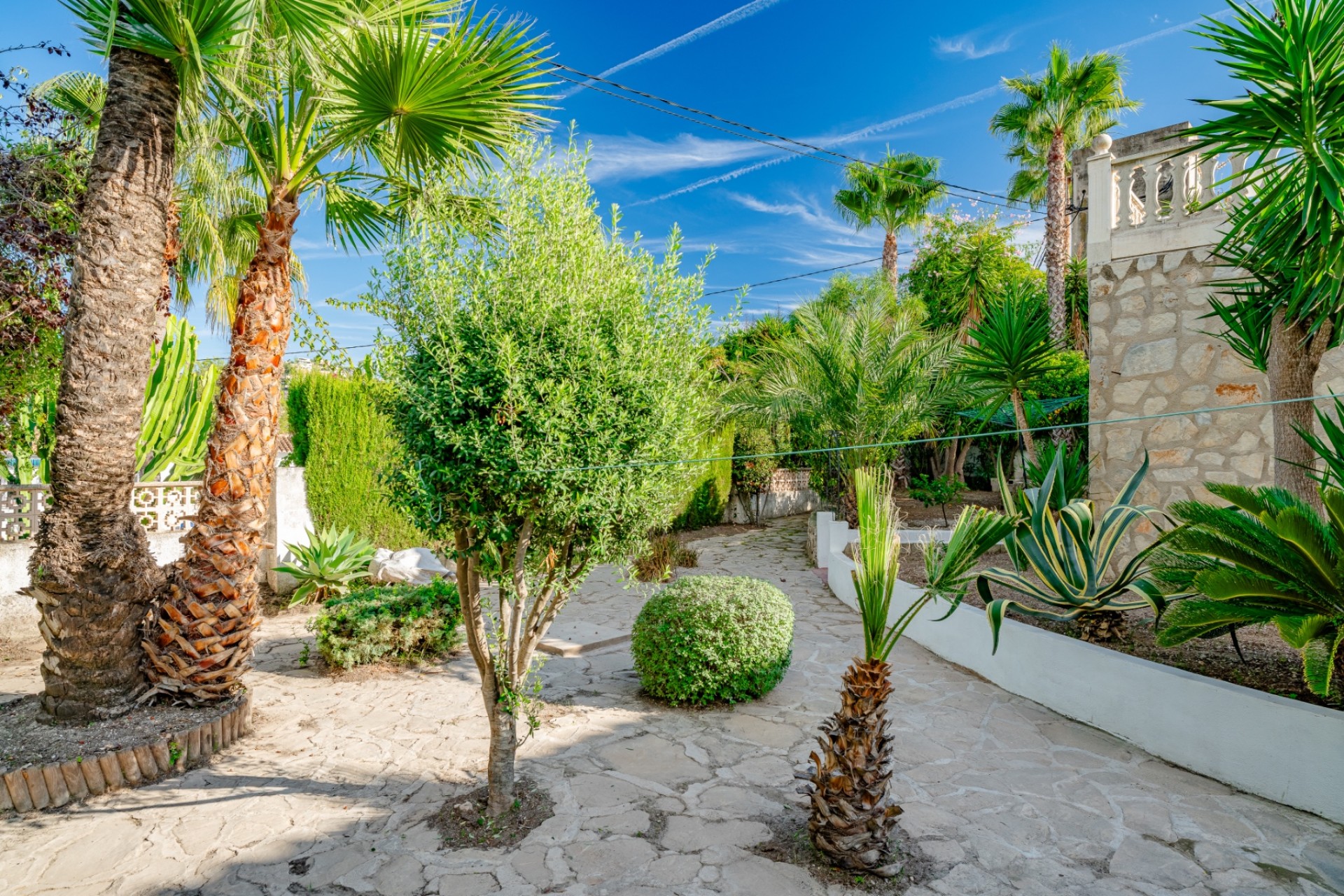 Sale - Villa -
Moraira - La Sabatera