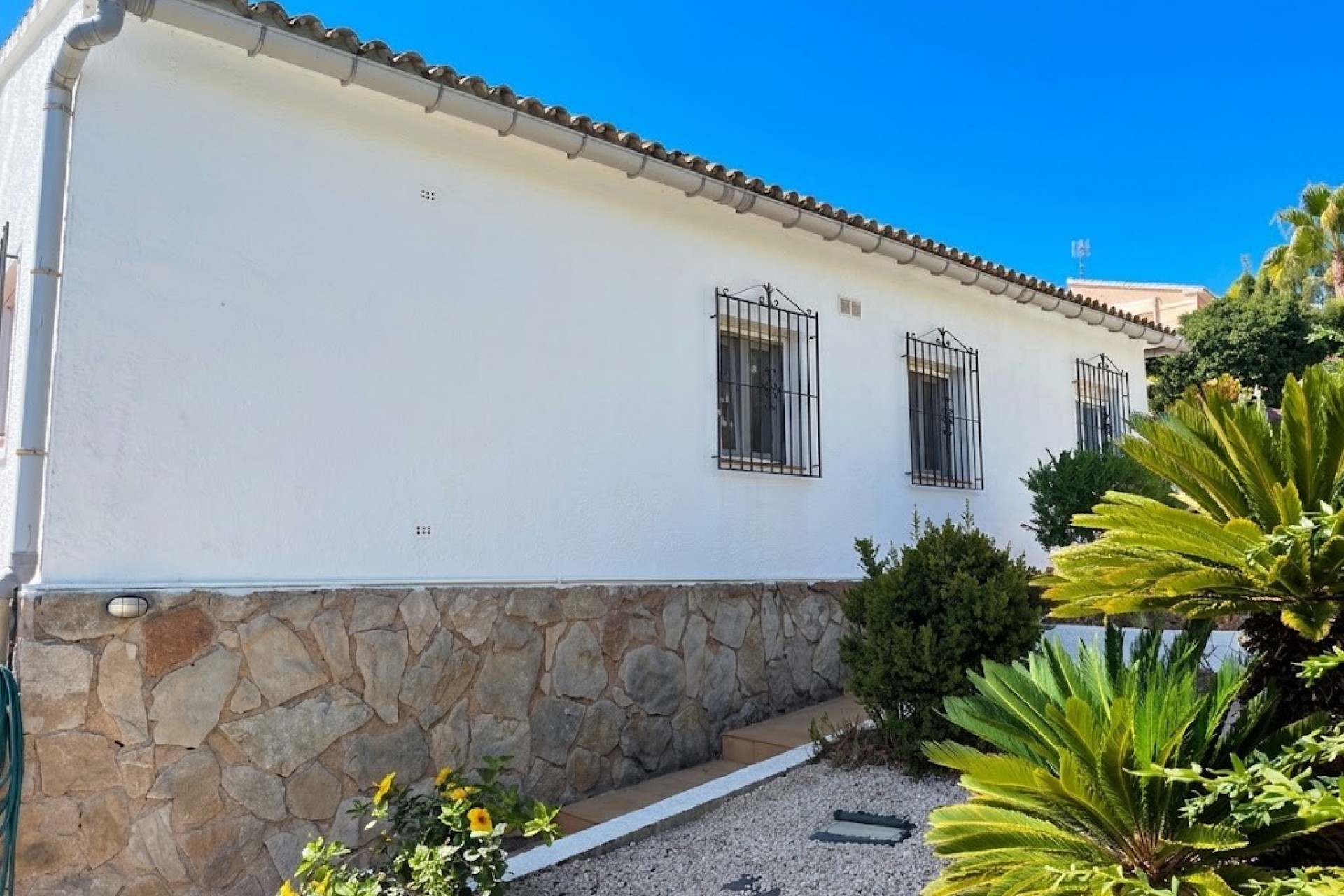 Sale - Villa -
Moraira - La Sabatera