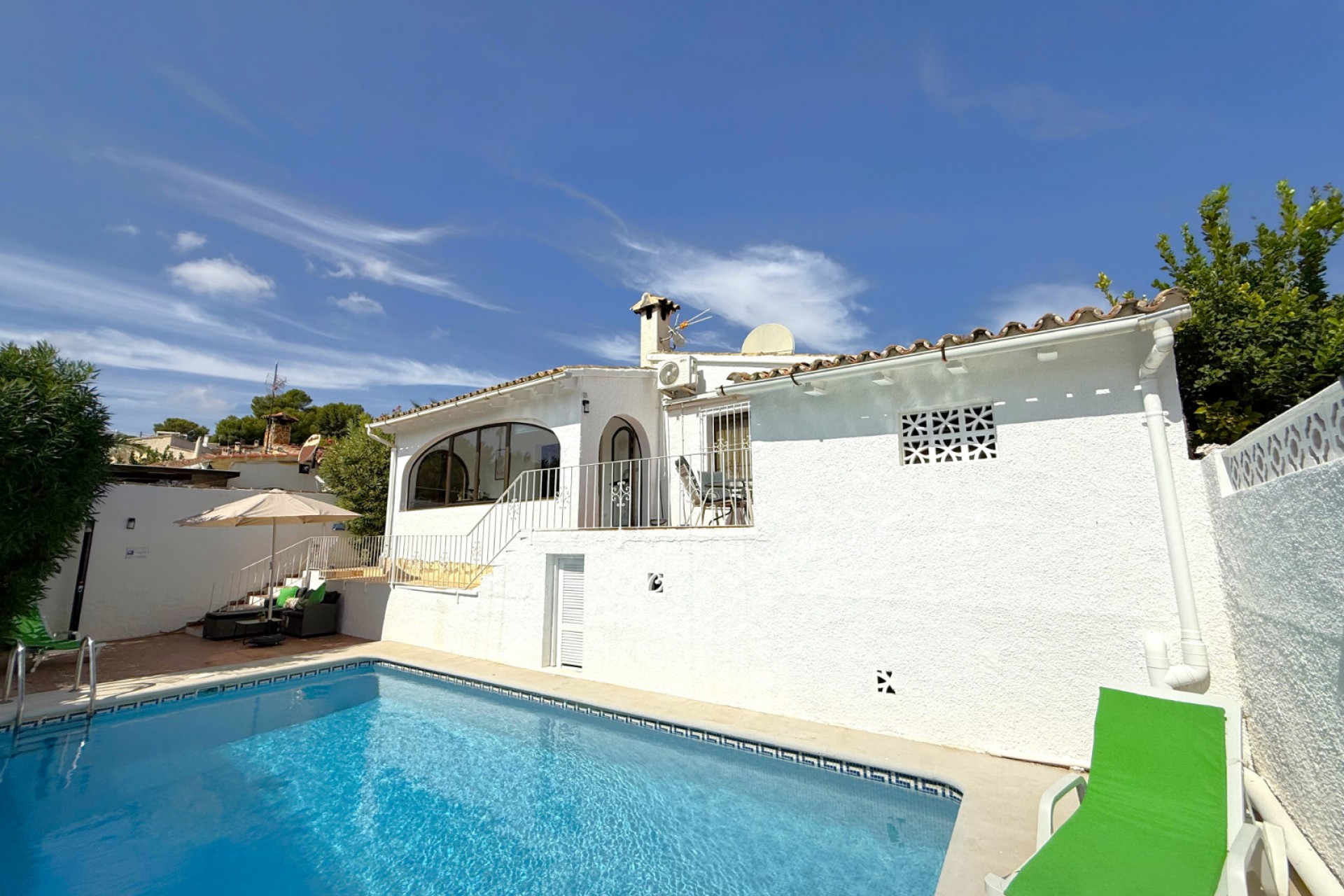 Sale - Villa -
Moraira - La Sabatera