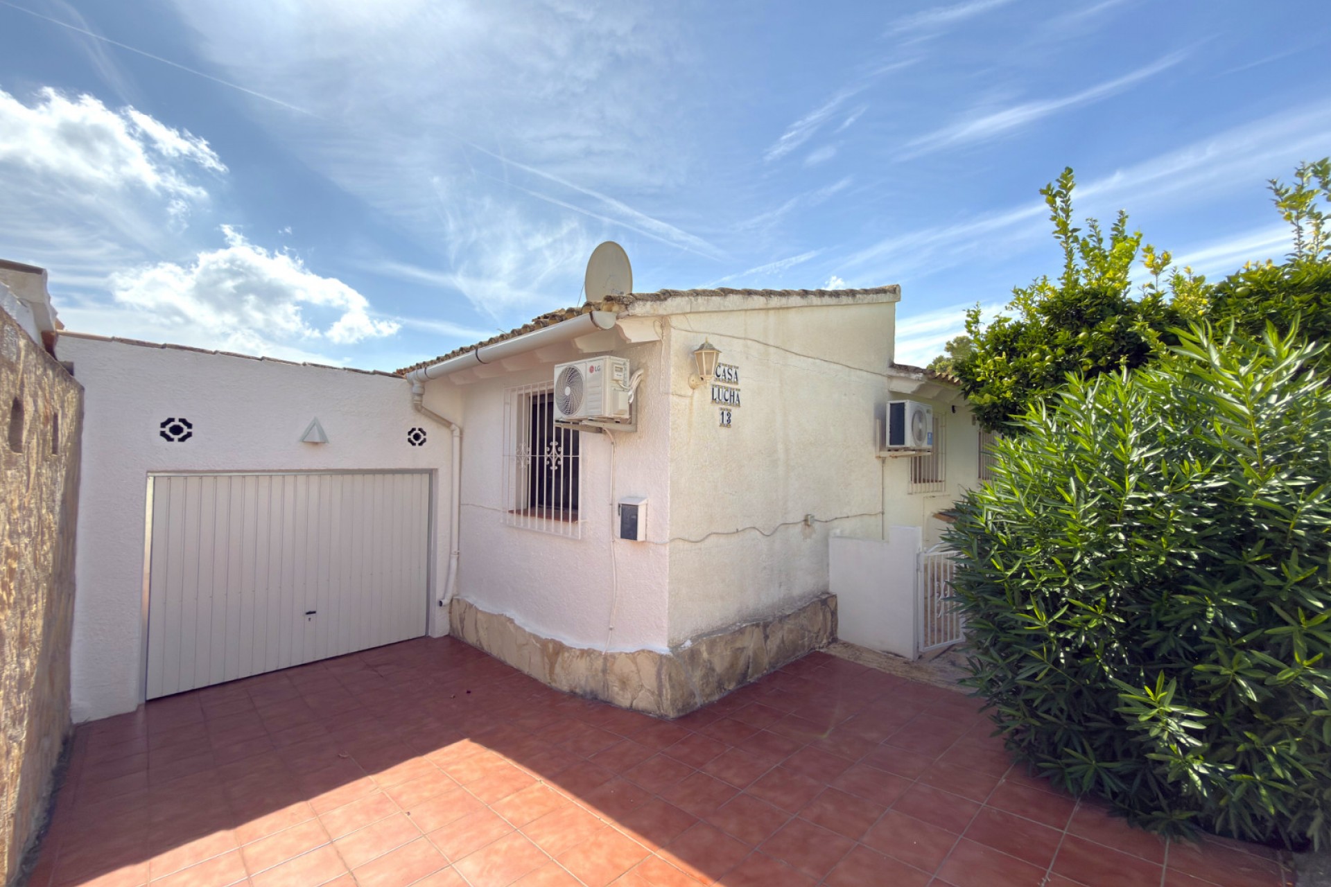 Sale - Villa -
Moraira - La Sabatera